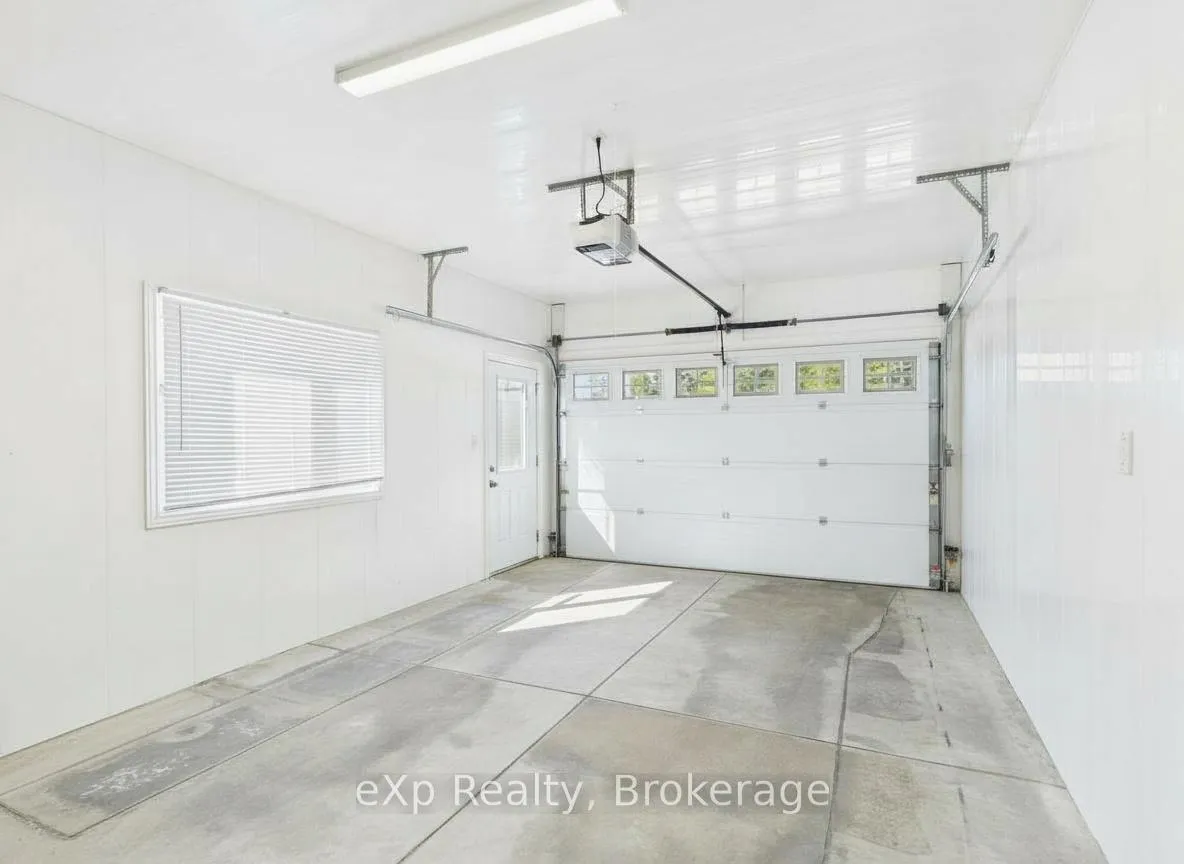 Photo 16 of Unit B, 689 - B 25th Avenue, Hanover — HOMEH