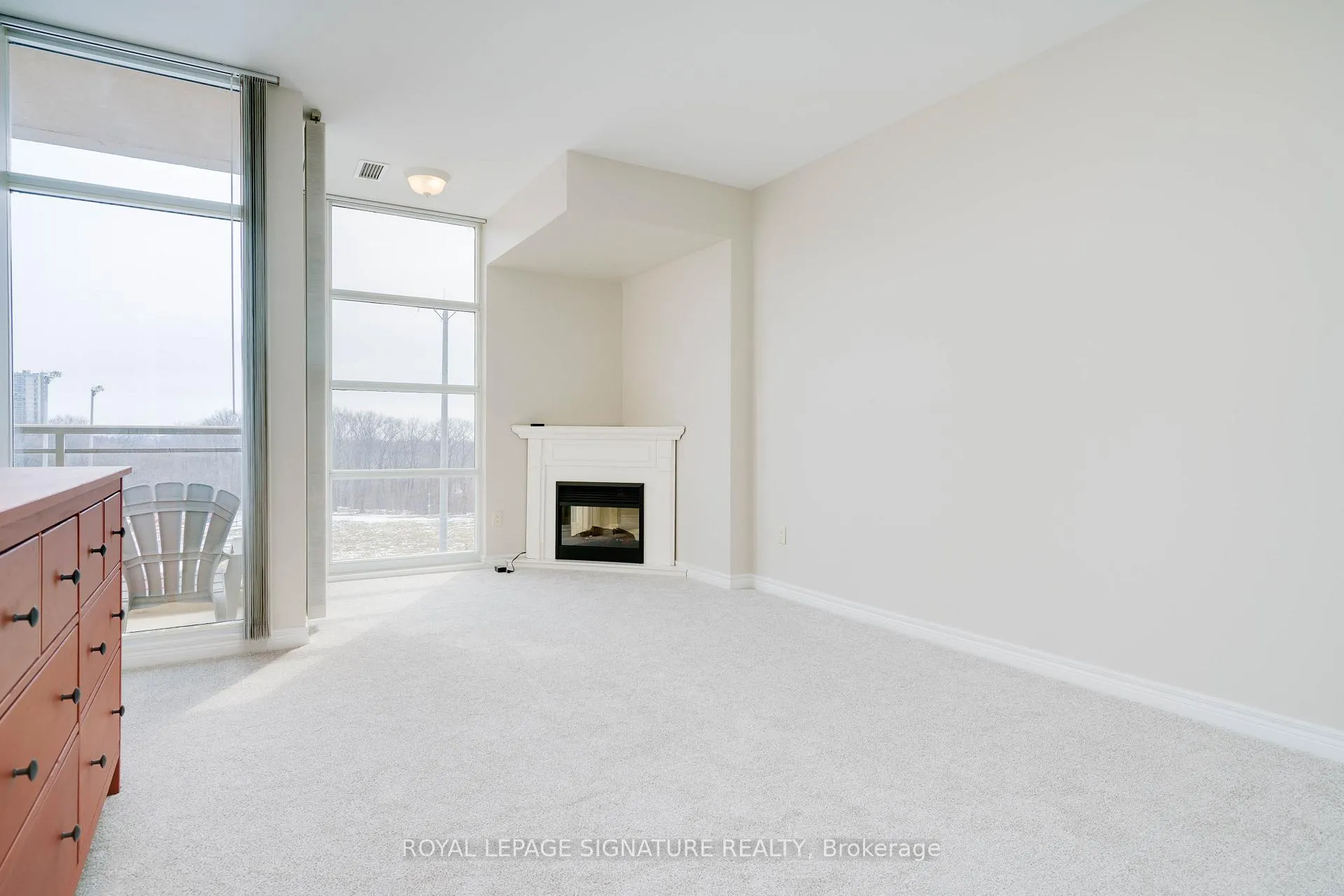 Photo 12 of Unit 415, 1 Leaside Park Drive, Toronto, Leaside — HOMEH