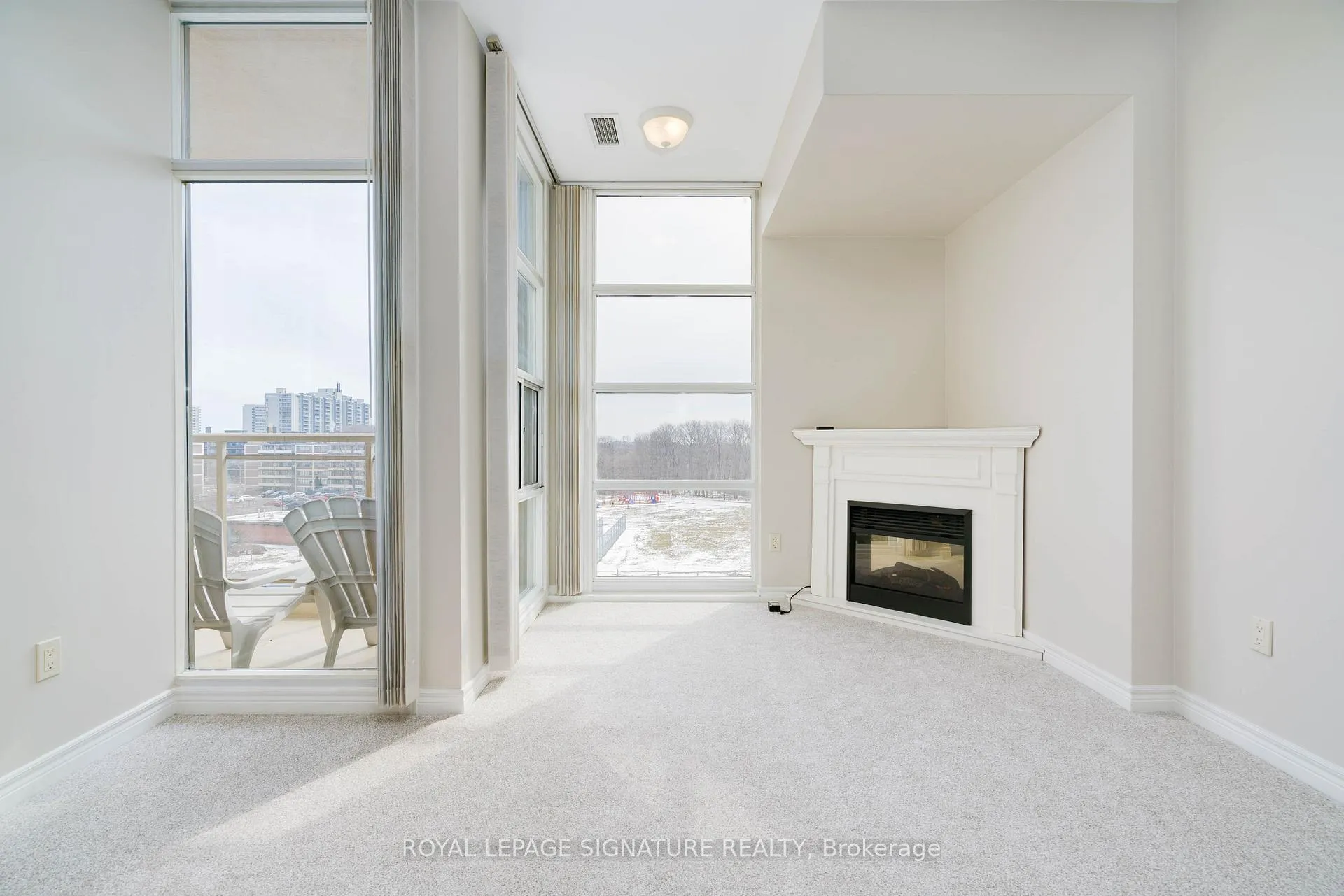 Photo 14 of Unit 415, 1 Leaside Park Drive, Toronto, Leaside — HOMEH