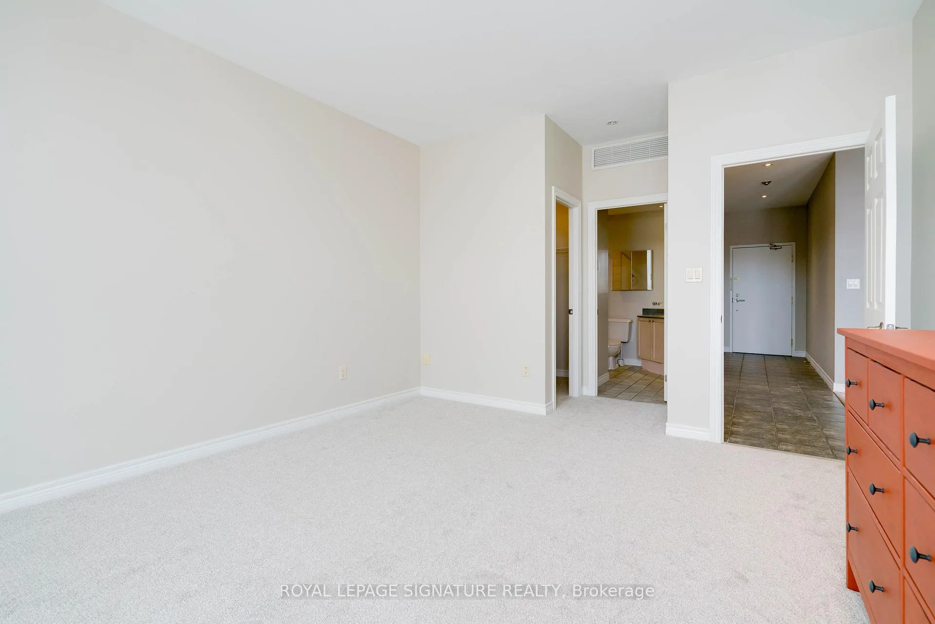 Photo 16 of Unit 415, 1 Leaside Park Drive, Toronto, Leaside — HOMEH