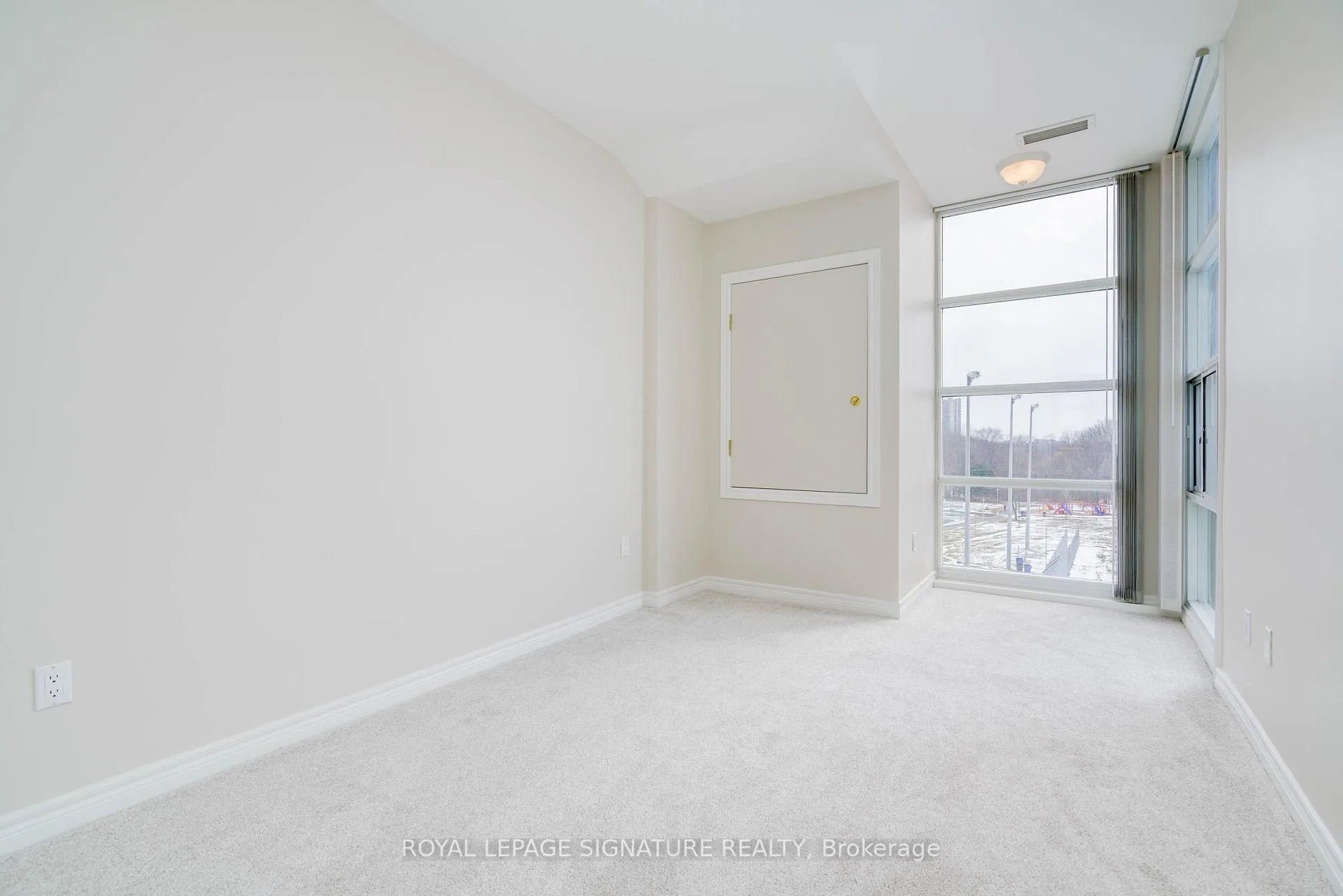 Photo 20 of Unit 415, 1 Leaside Park Drive, Toronto, Leaside — HOMEH