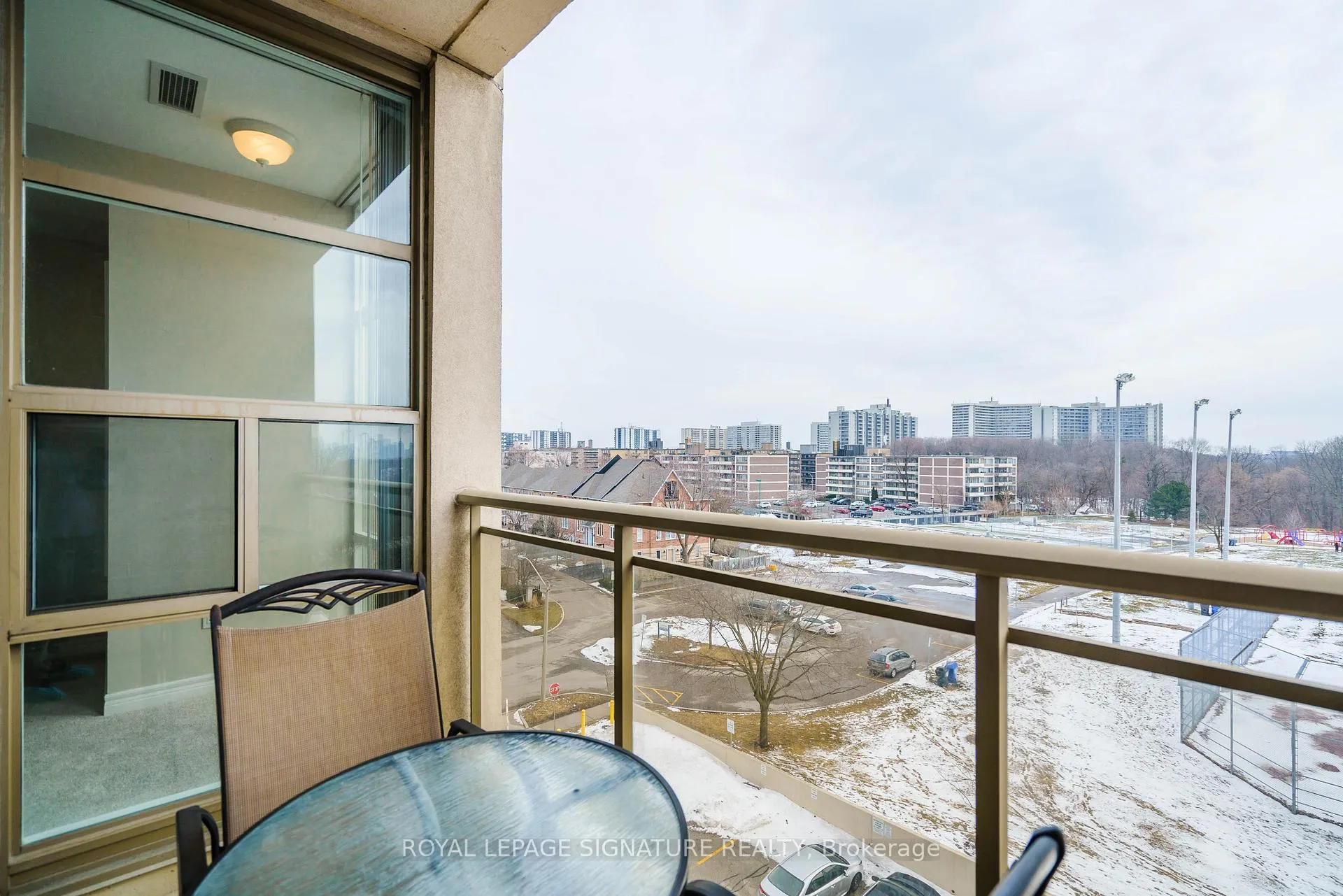 Photo 26 of Unit 415, 1 Leaside Park Drive, Toronto, Leaside — HOMEH