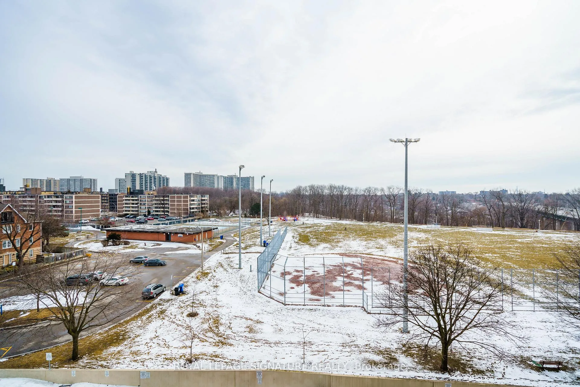 Photo 28 of Unit 415, 1 Leaside Park Drive, Toronto, Leaside — HOMEH