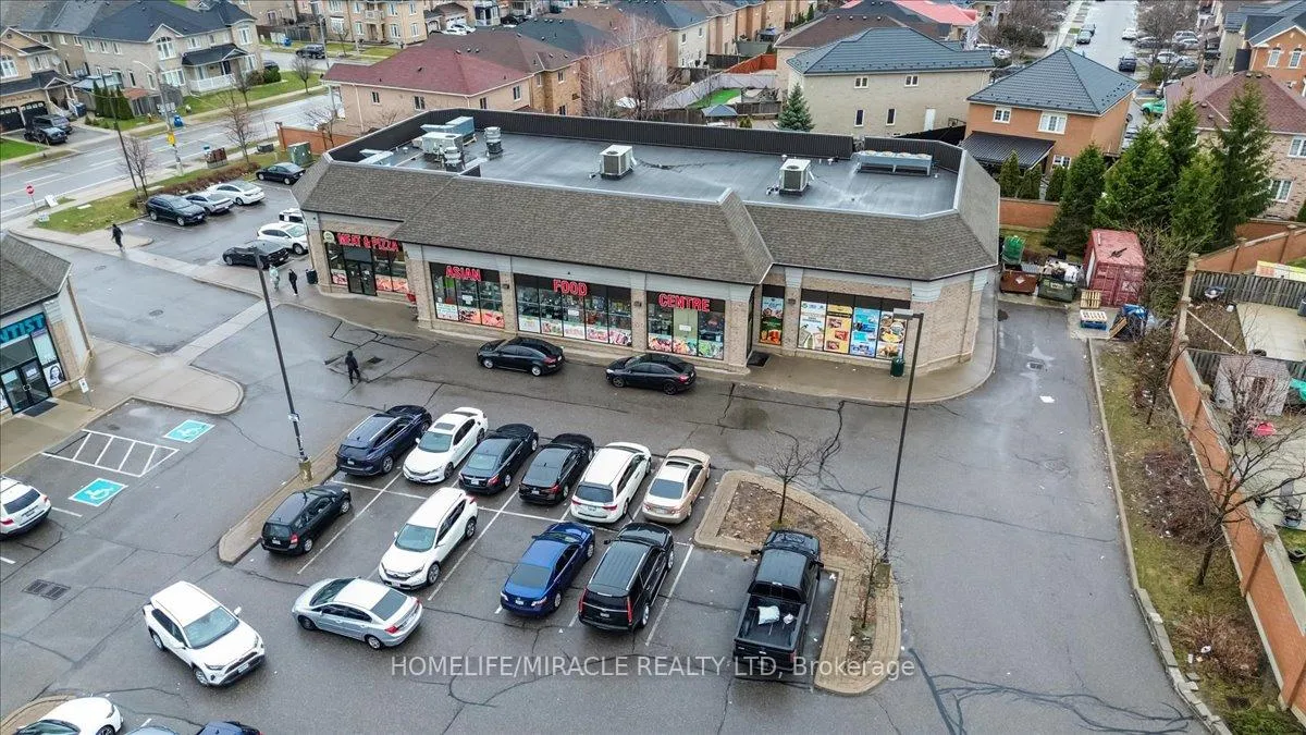 Photo 40 of 381 Queen Mary Drive, Brampton, Fletcher's Meadow — HOMEH