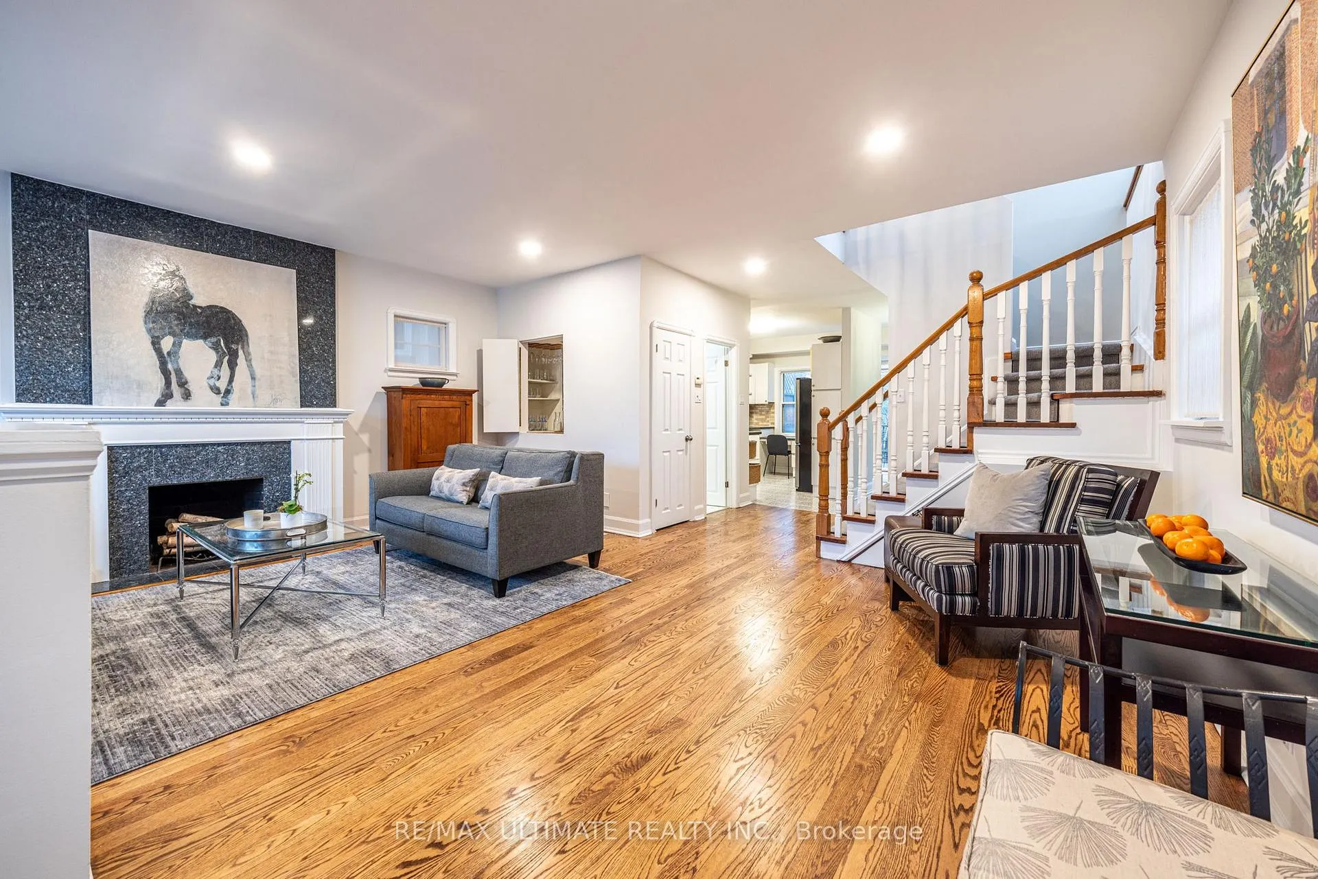 Photo 4 of 156 Glenvale Boulevard, Toronto, Leaside — HOMEH