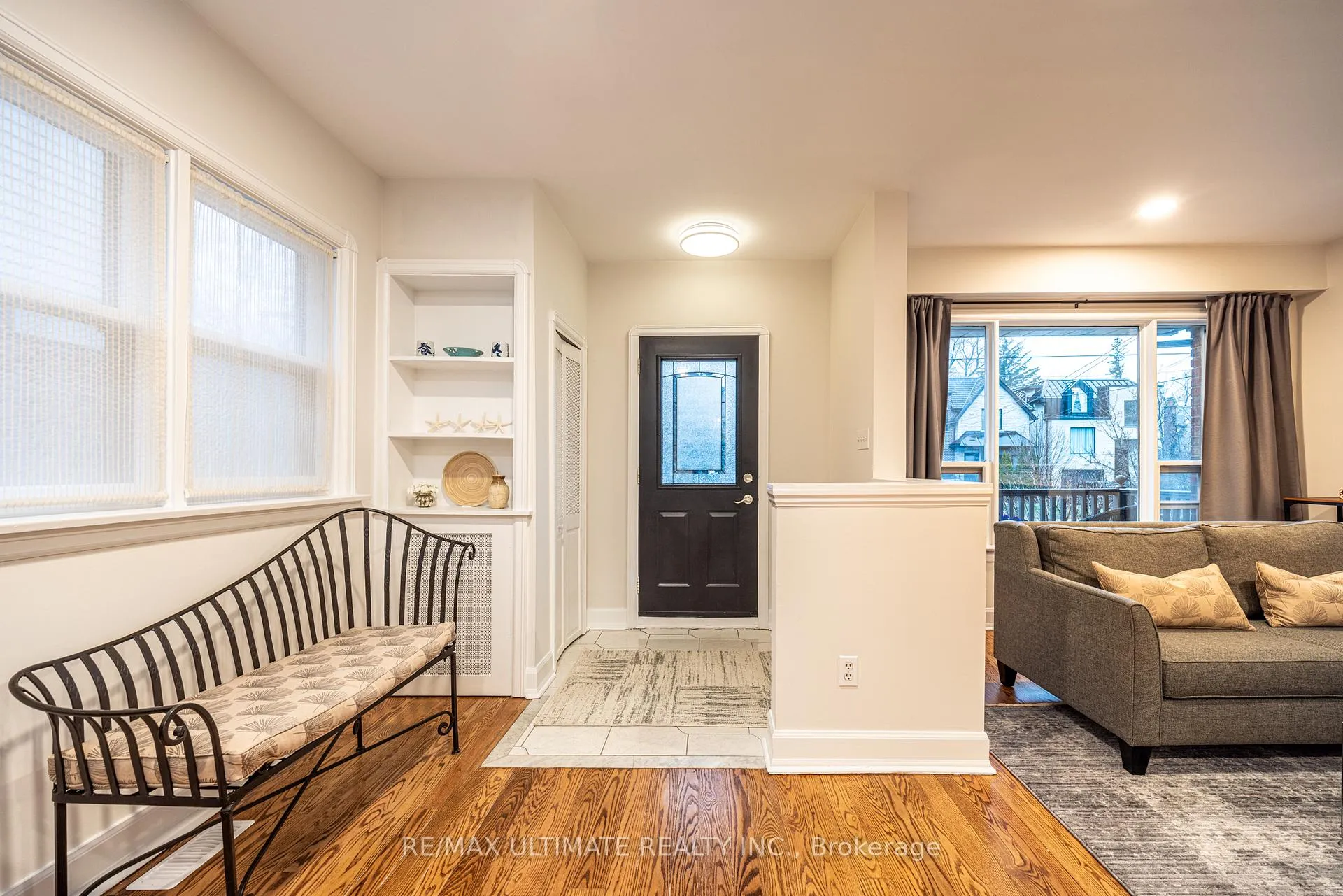 Photo 12 of 156 Glenvale Boulevard, Toronto, Leaside — HOMEH