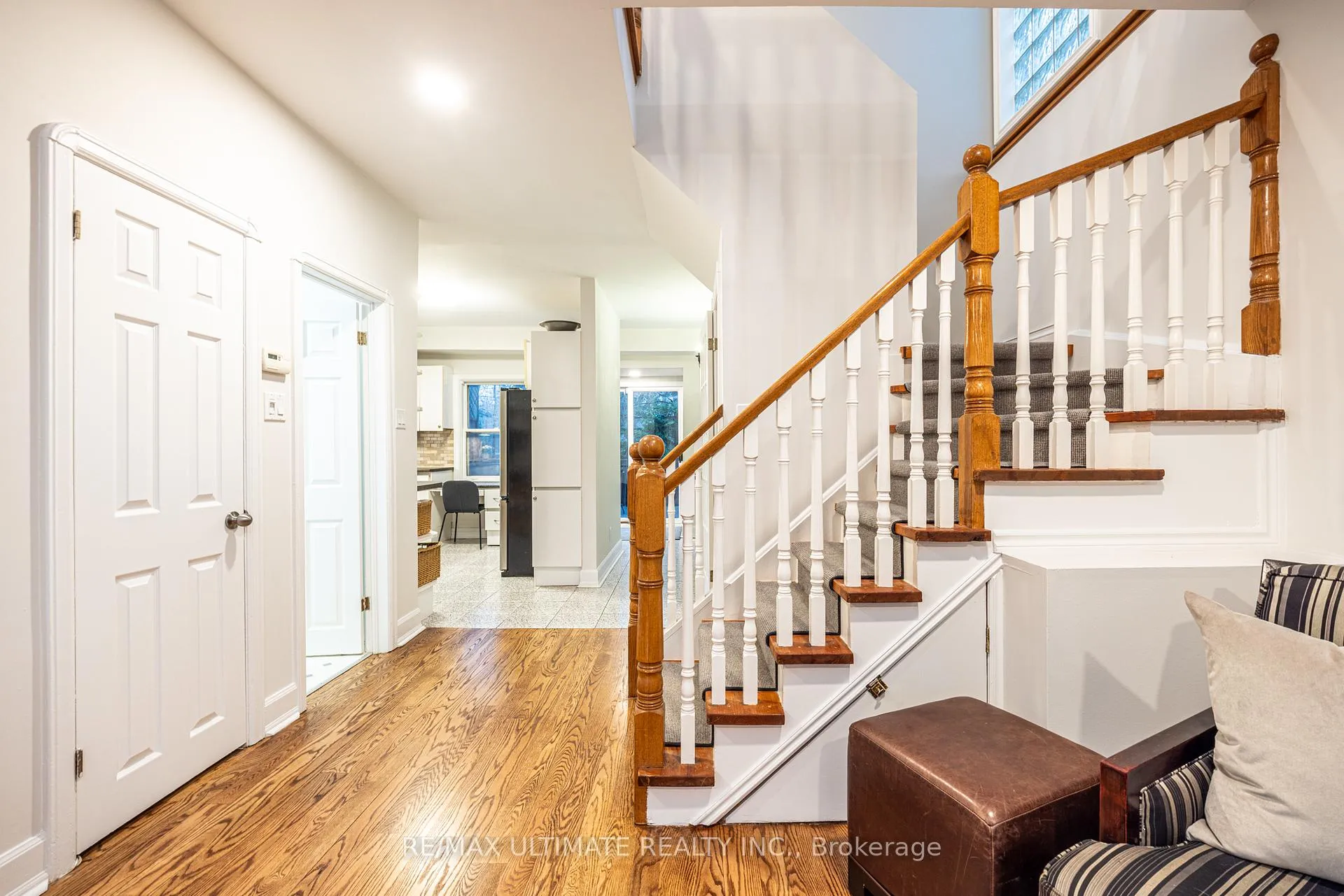 Photo 13 of 156 Glenvale Boulevard, Toronto, Leaside — HOMEH