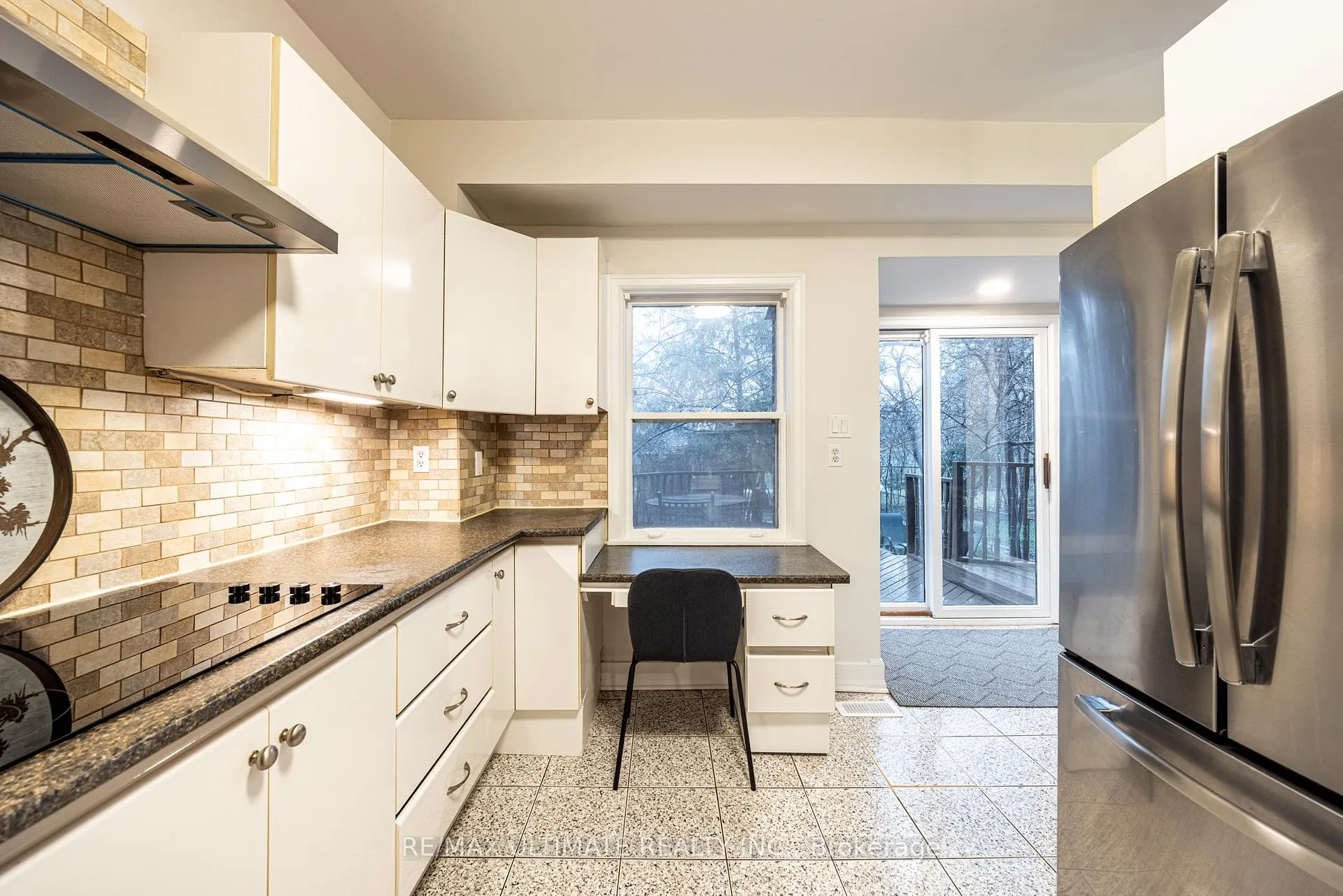 Photo 21 of 156 Glenvale Boulevard, Toronto, Leaside — HOMEH