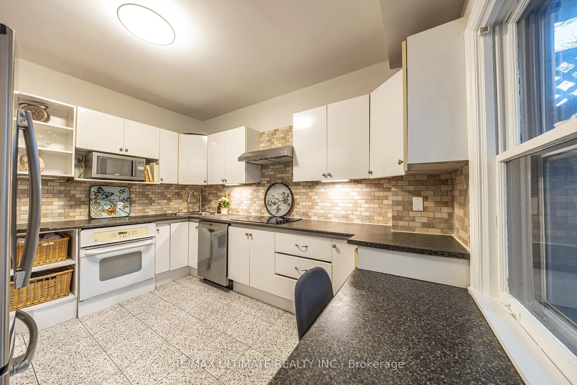 Photo 23 of 156 Glenvale Boulevard, Toronto, Leaside — HOMEH