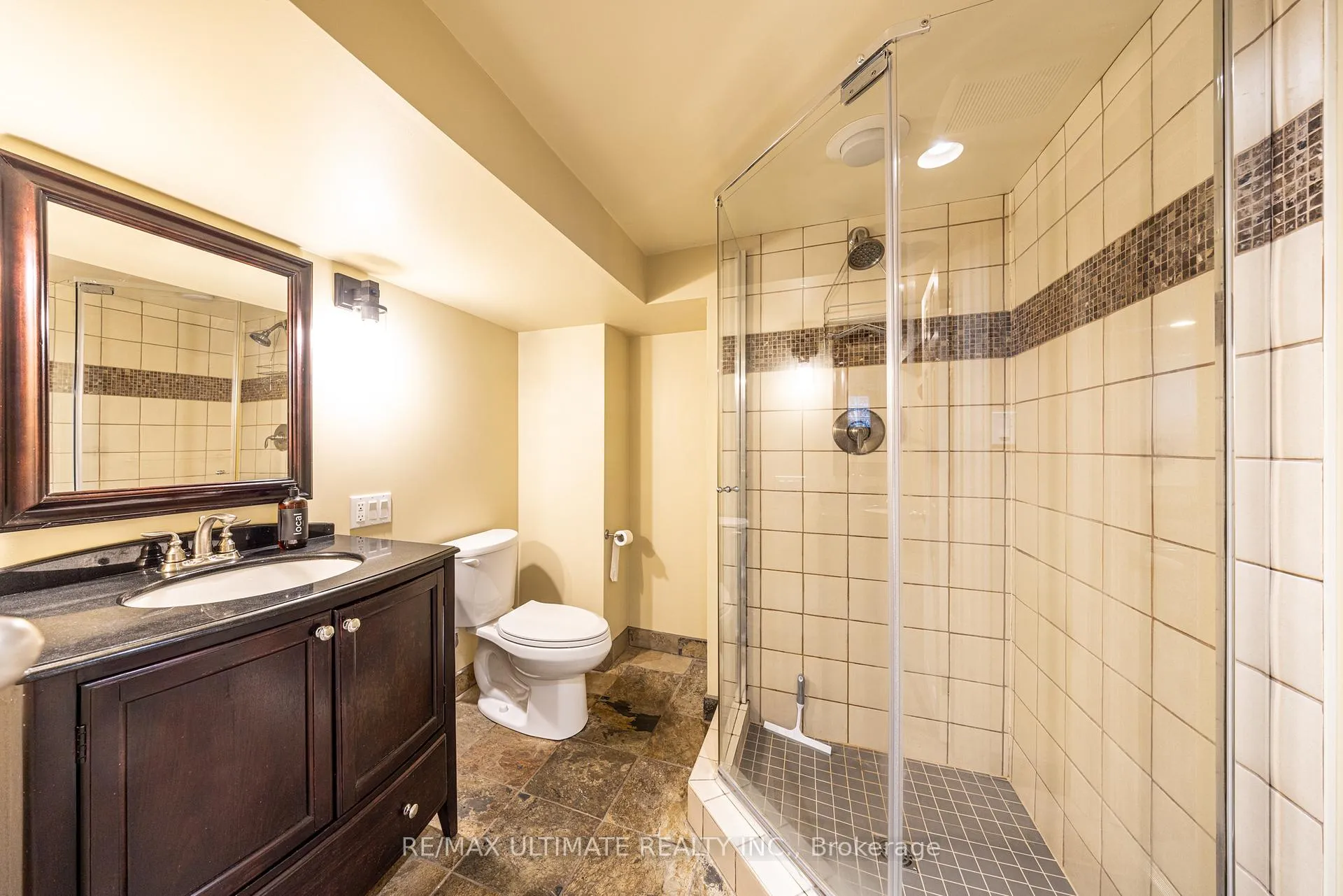 Photo 45 of 156 Glenvale Boulevard, Toronto, Leaside — HOMEH