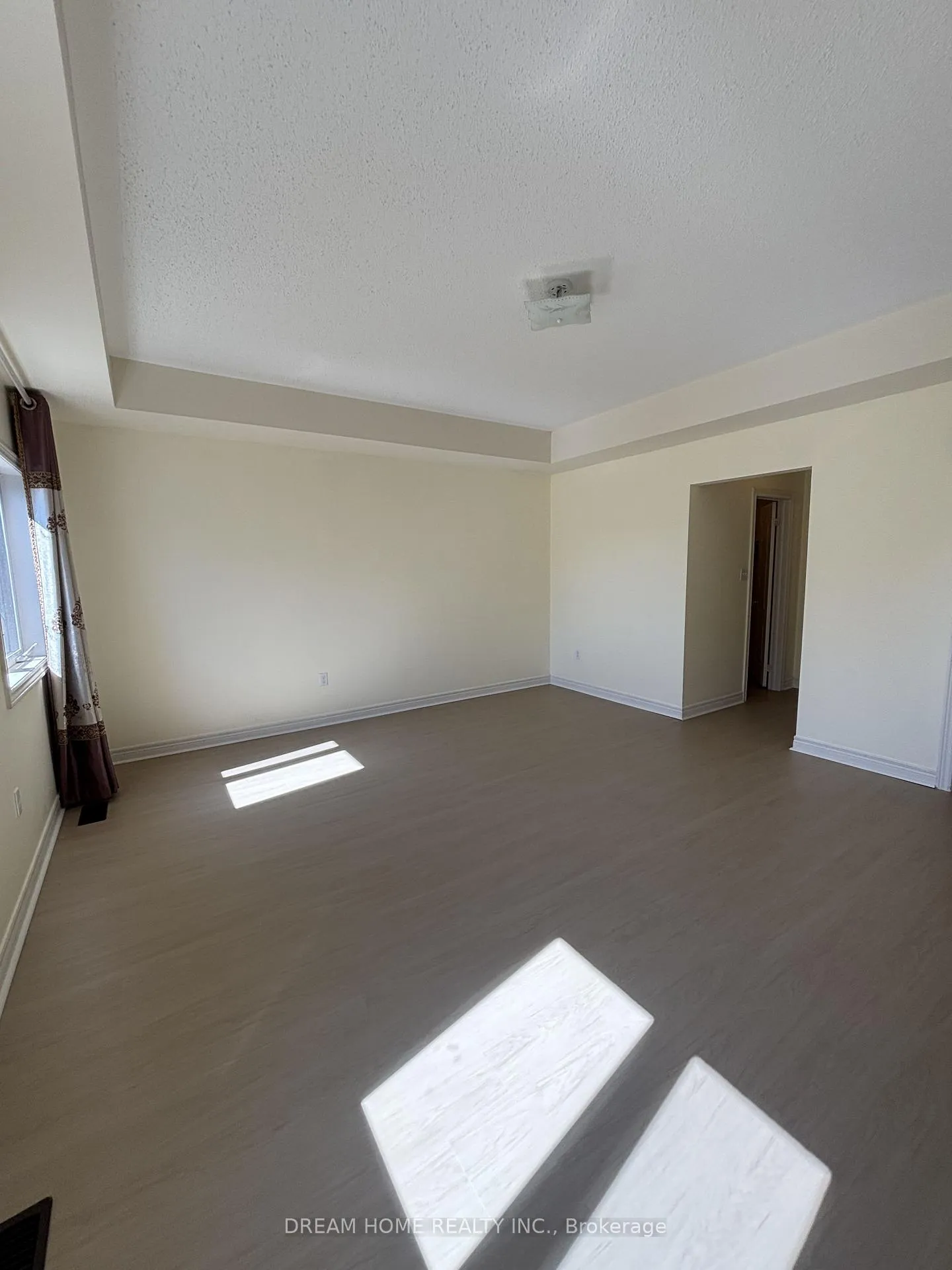 Photo 14 of 276 The Bridle Walk, Markham, Berczy — HOMEH
