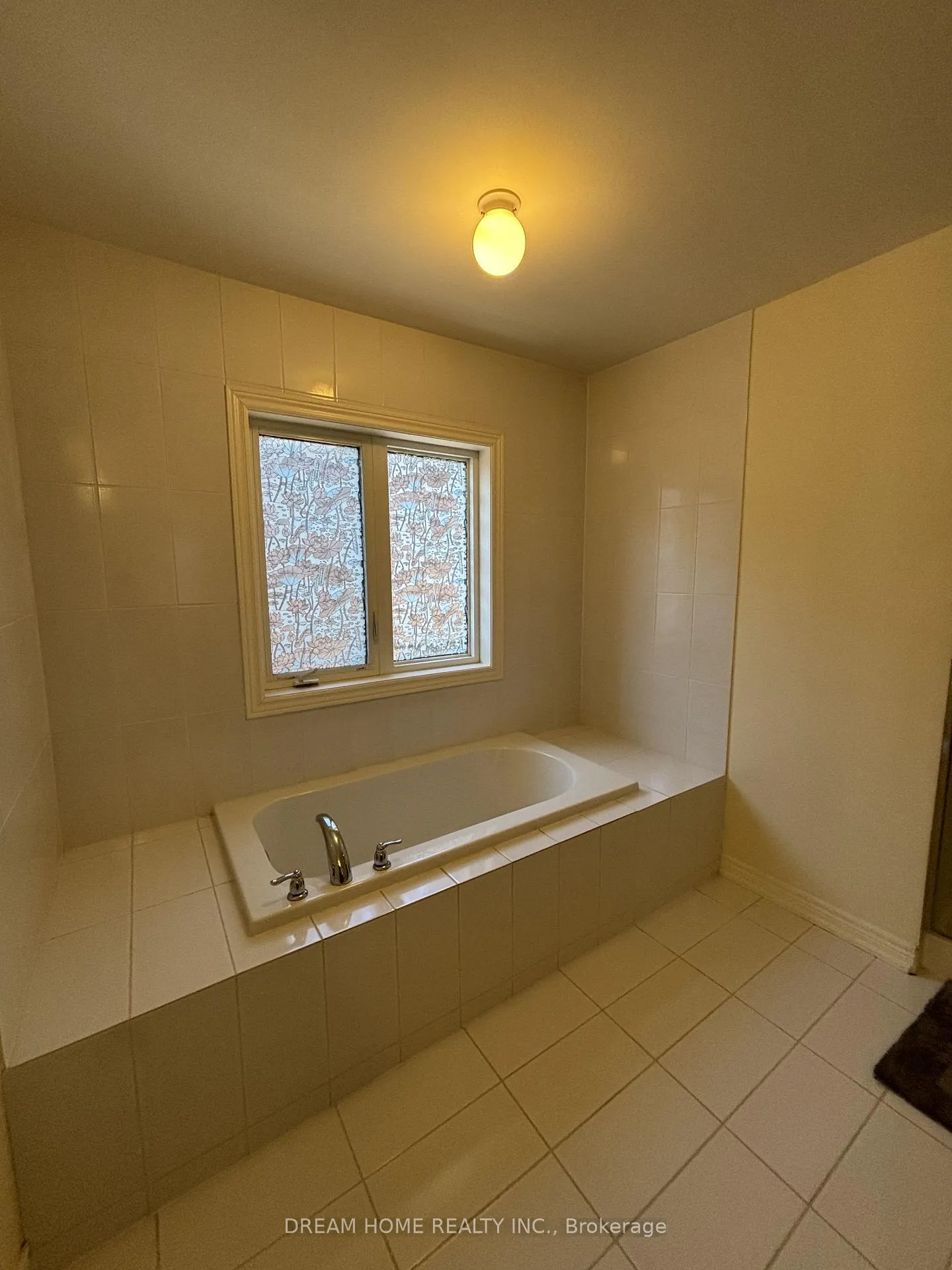 Photo 16 of 276 The Bridle Walk, Markham, Berczy — HOMEH