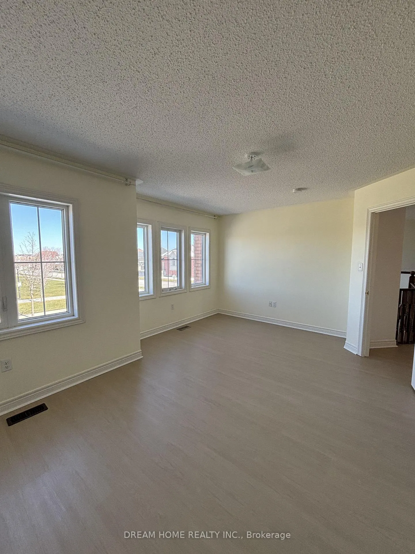 Photo 25 of 276 The Bridle Walk, Markham, Berczy — HOMEH