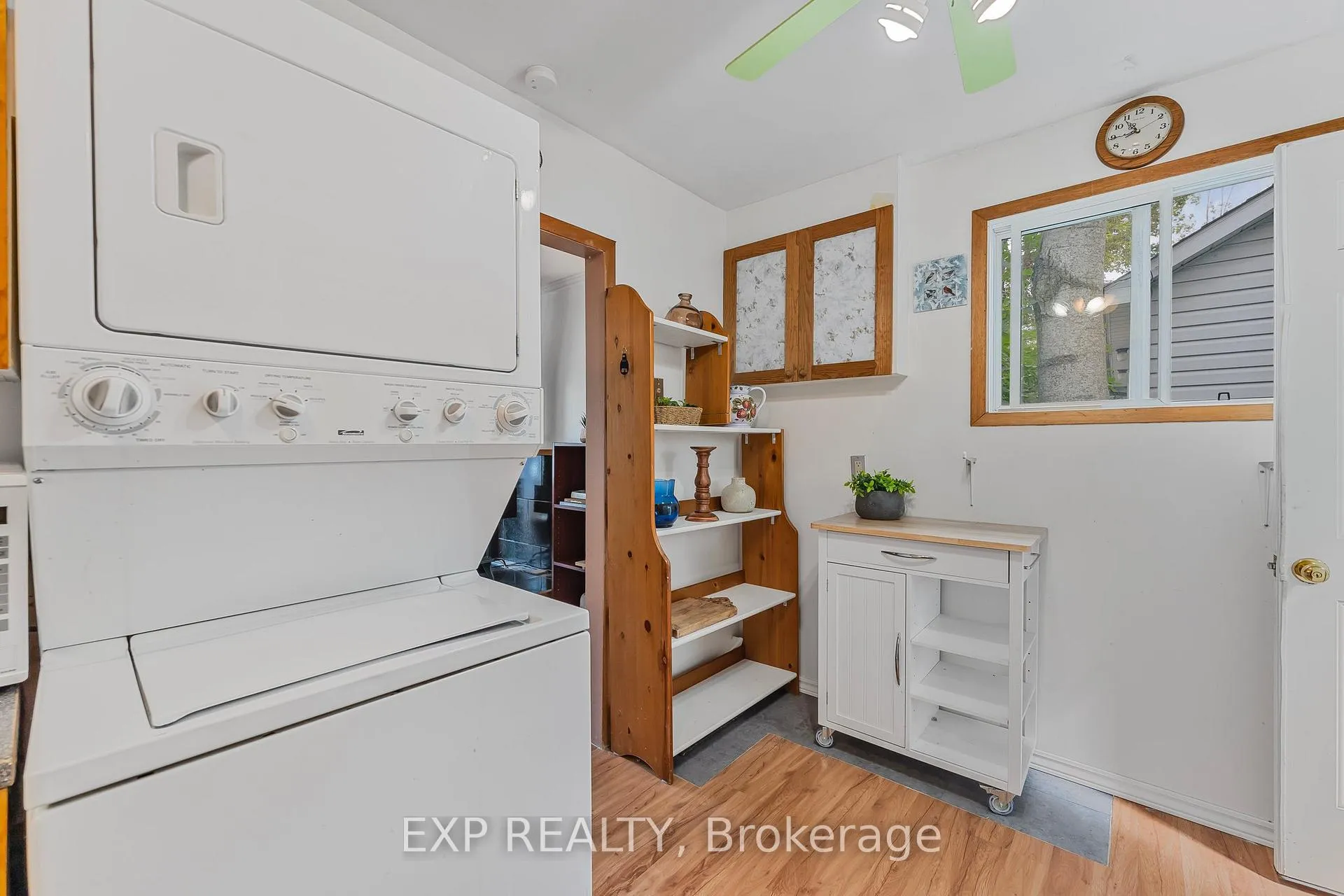 Photo 10 of 43 68th Street N, Wasaga Beach — HOMEH