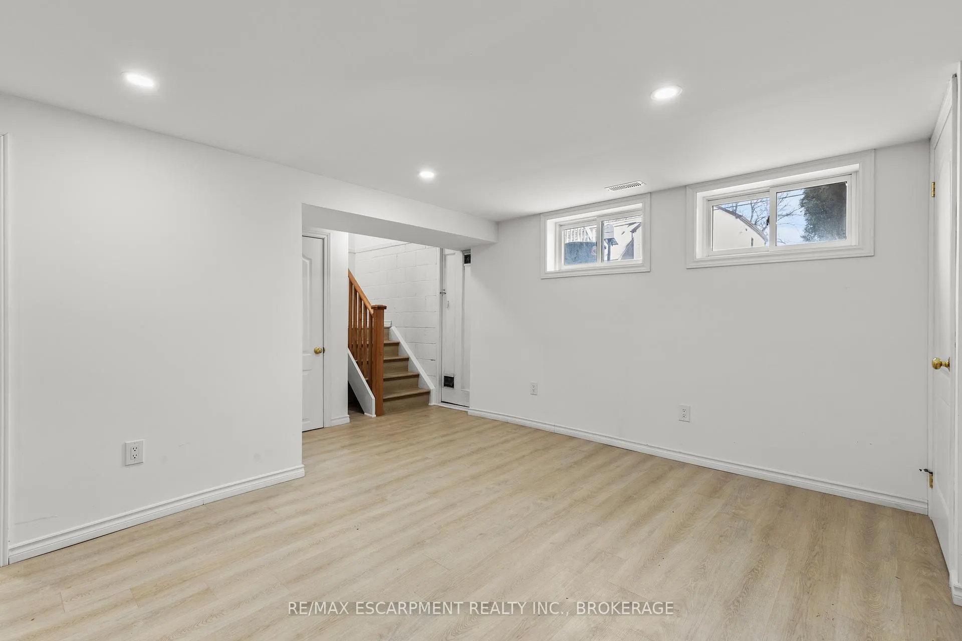 Photo 4 of Unit 2, 59 Rodman Street, St. Catharines, Downtown — HOMEH