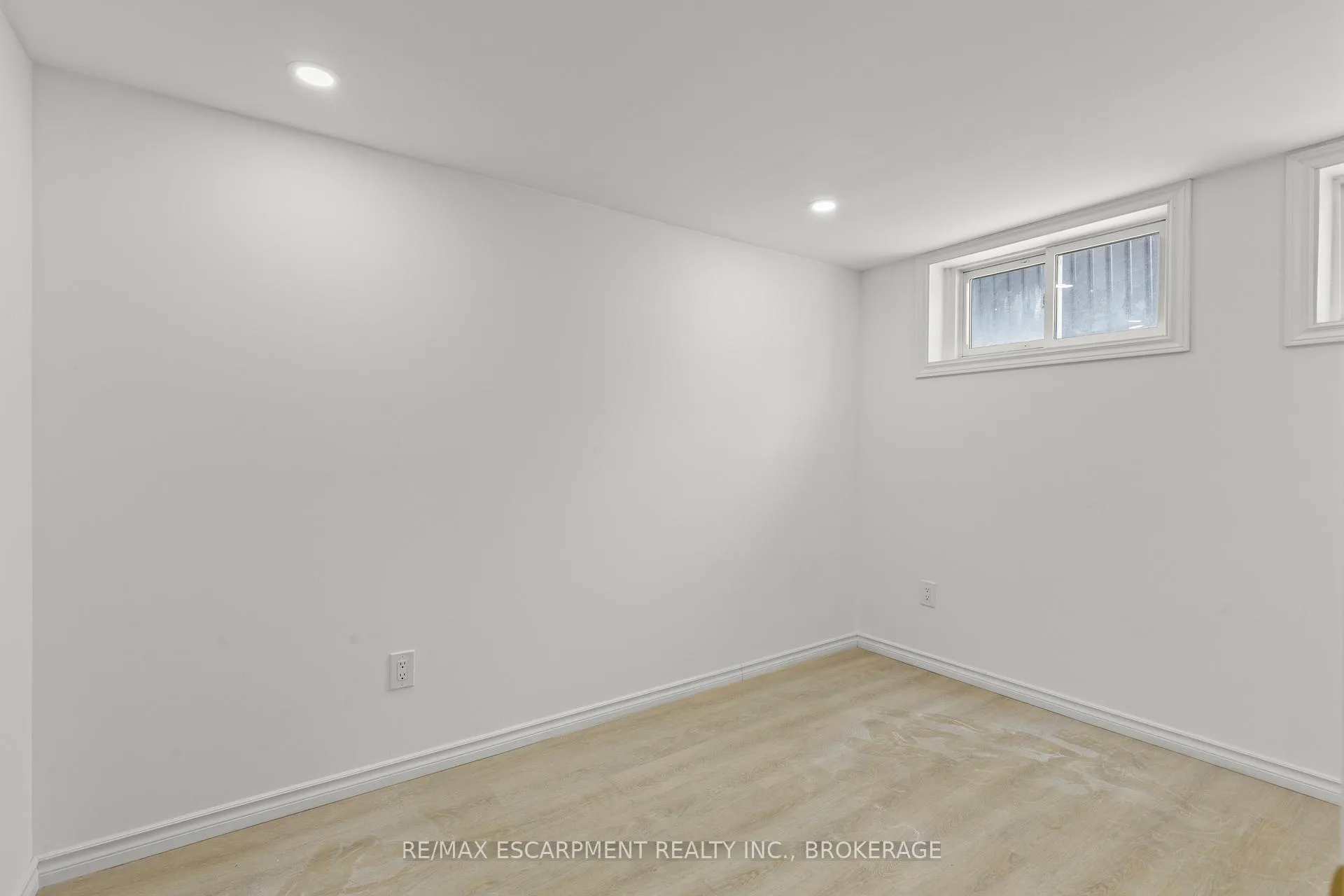 Photo 11 of Unit 2, 59 Rodman Street, St. Catharines, Downtown — HOMEH
