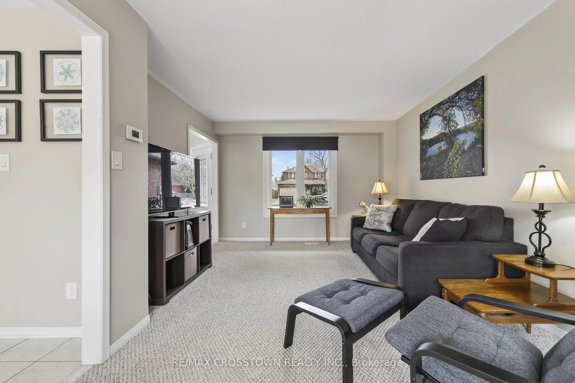 Photo 8 of 99 Bishop Drive, Barrie, Ardagh — HOMEH