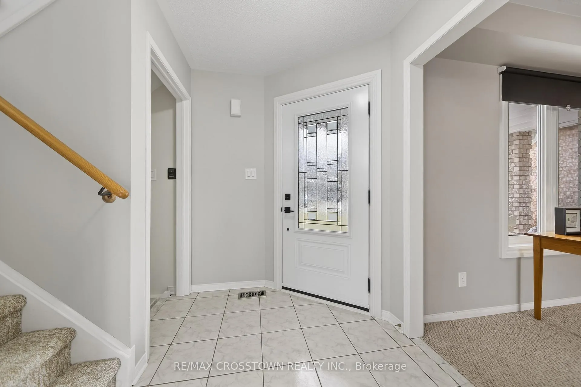 Photo 14 of 99 Bishop Drive, Barrie, Ardagh — HOMEH