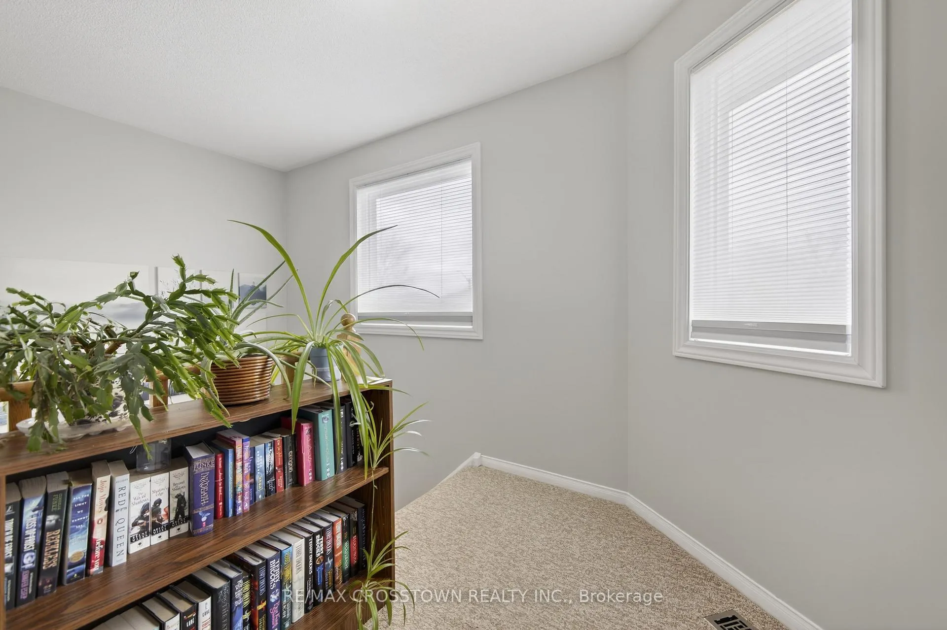Photo 15 of 99 Bishop Drive, Barrie, Ardagh — HOMEH