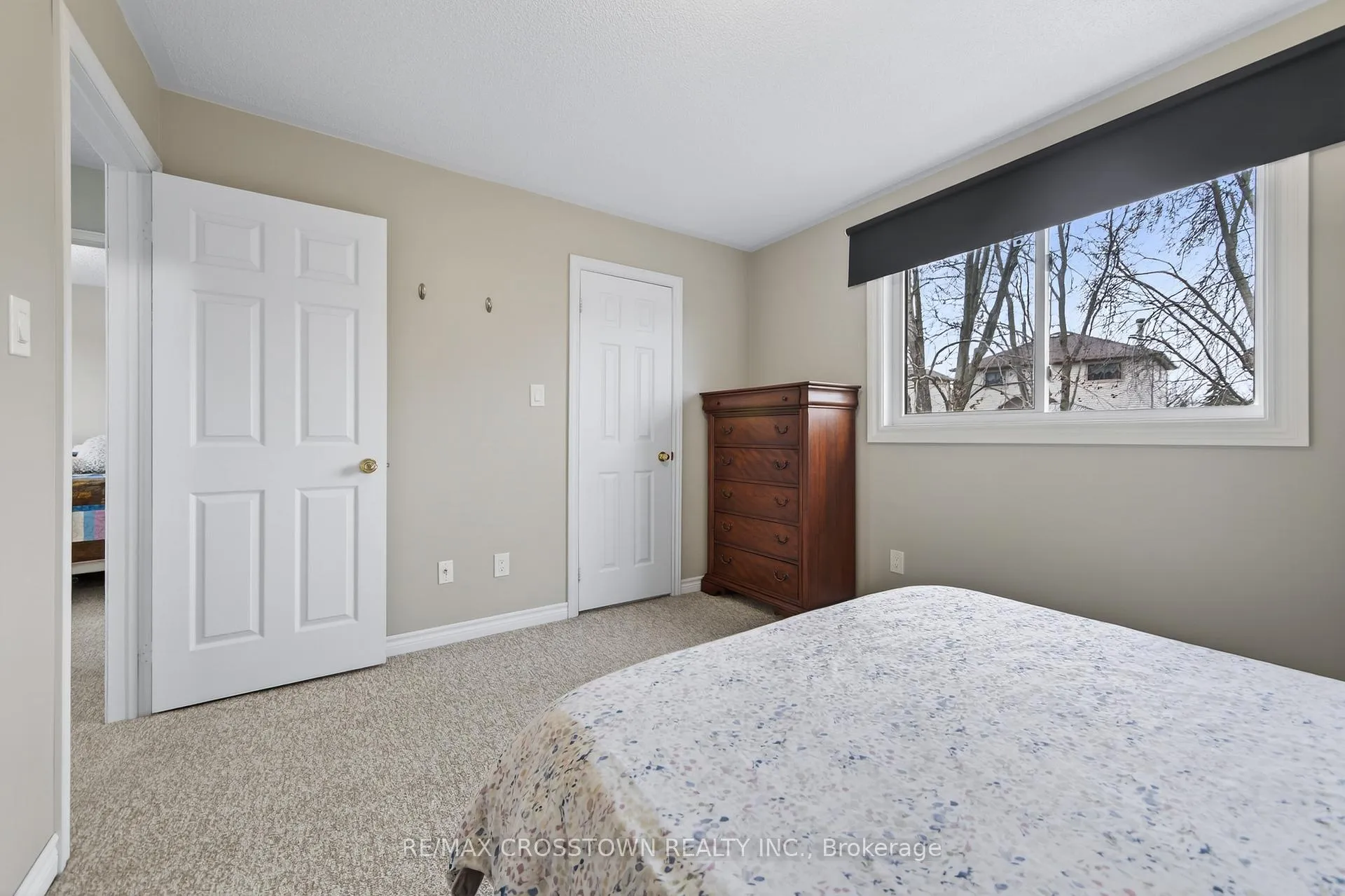 Photo 18 of 99 Bishop Drive, Barrie, Ardagh — HOMEH