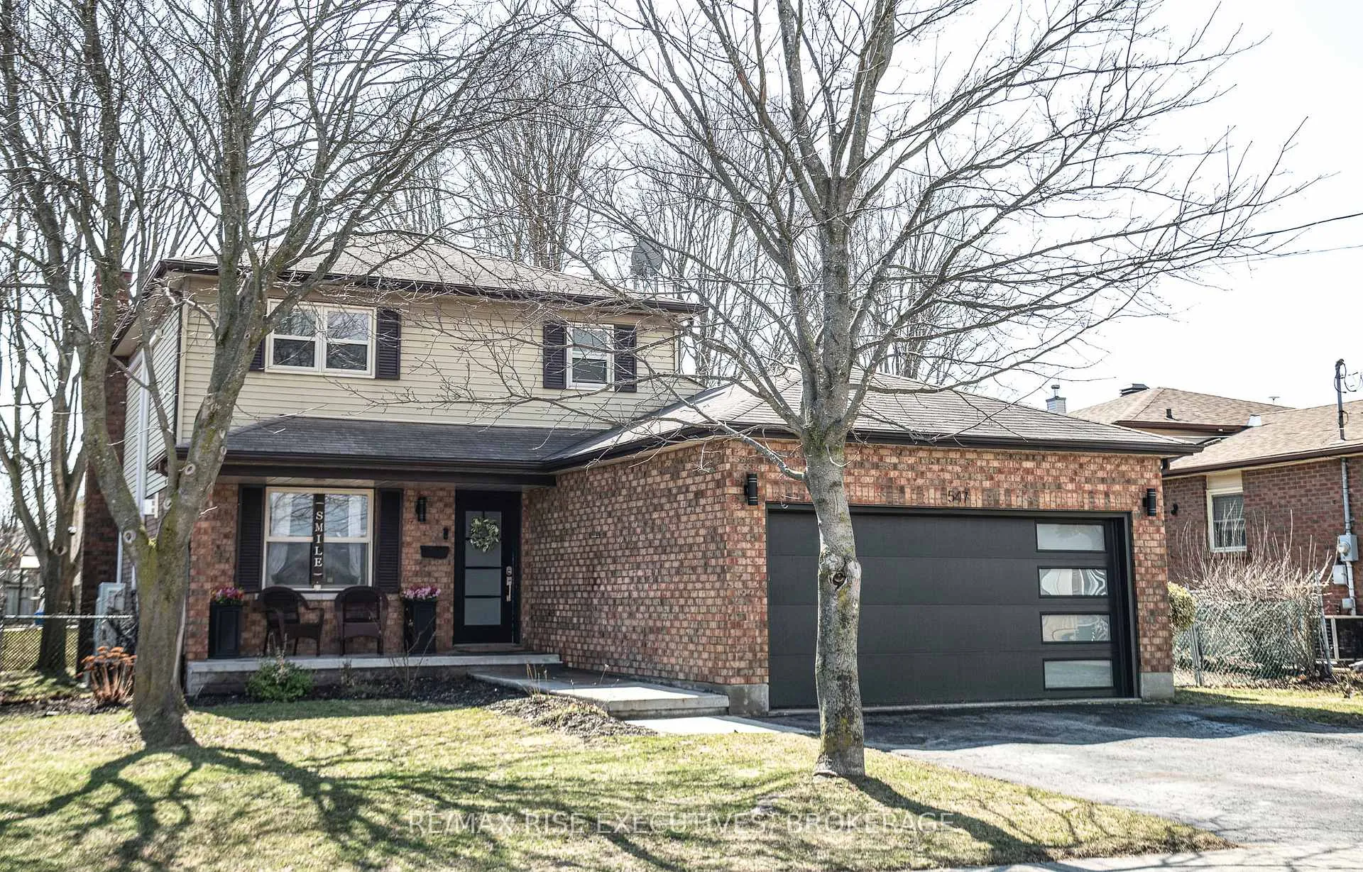 Photo 2 of 547 Ewing Street, Cobourg — HOMEH