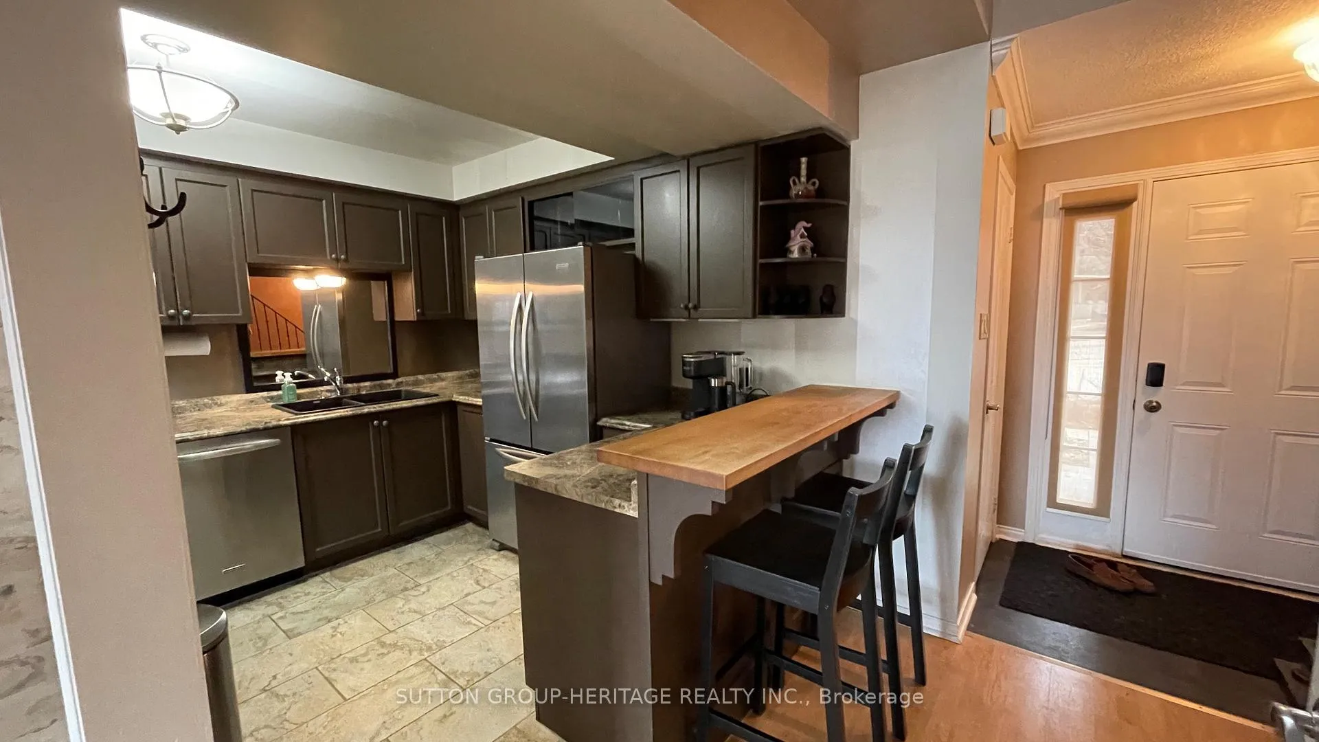 Photo 4 of Unit 3, 492 Laclie Street, Orillia — HOMEH