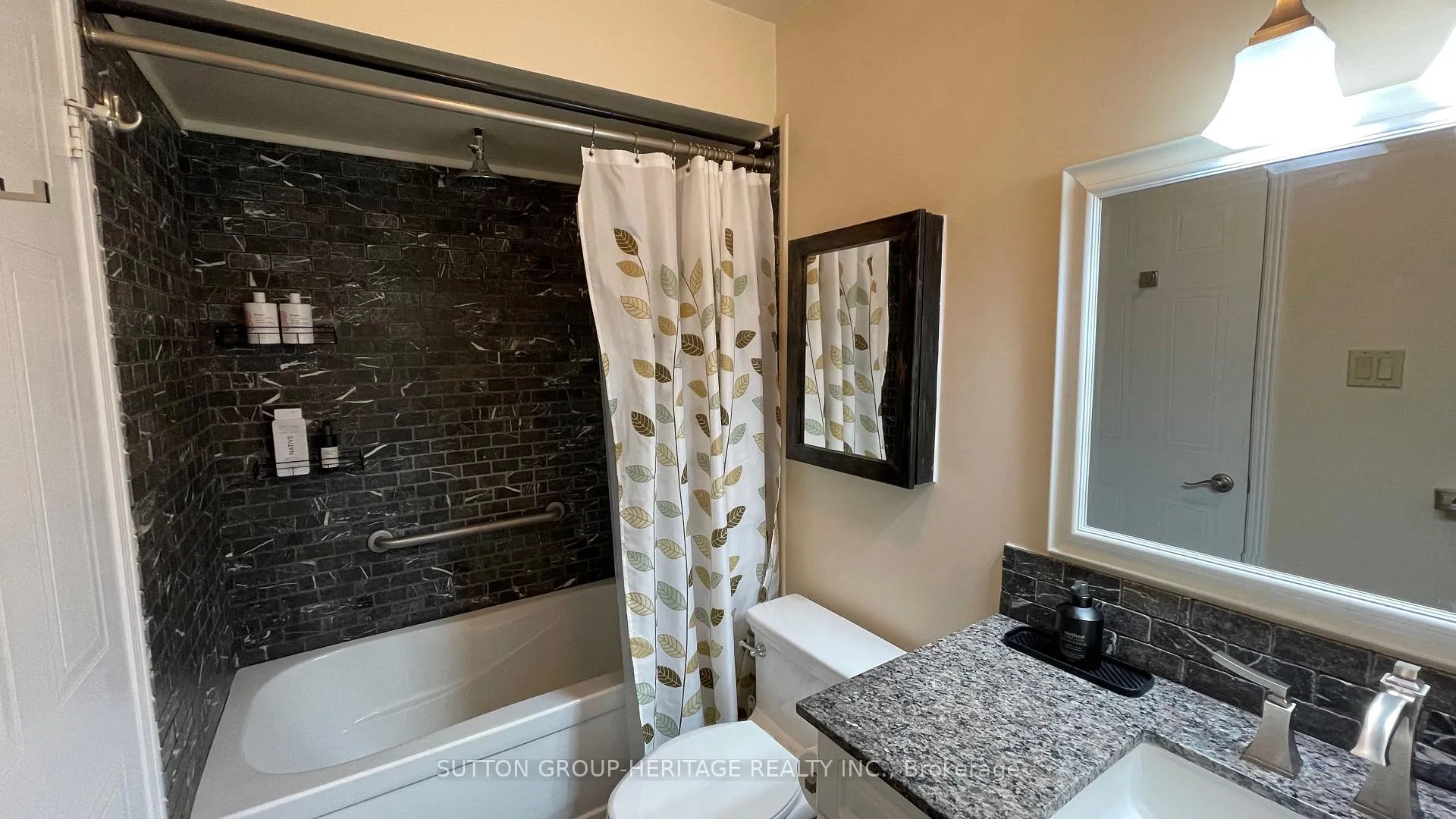 Photo 26 of Unit 3, 492 Laclie Street, Orillia — HOMEH