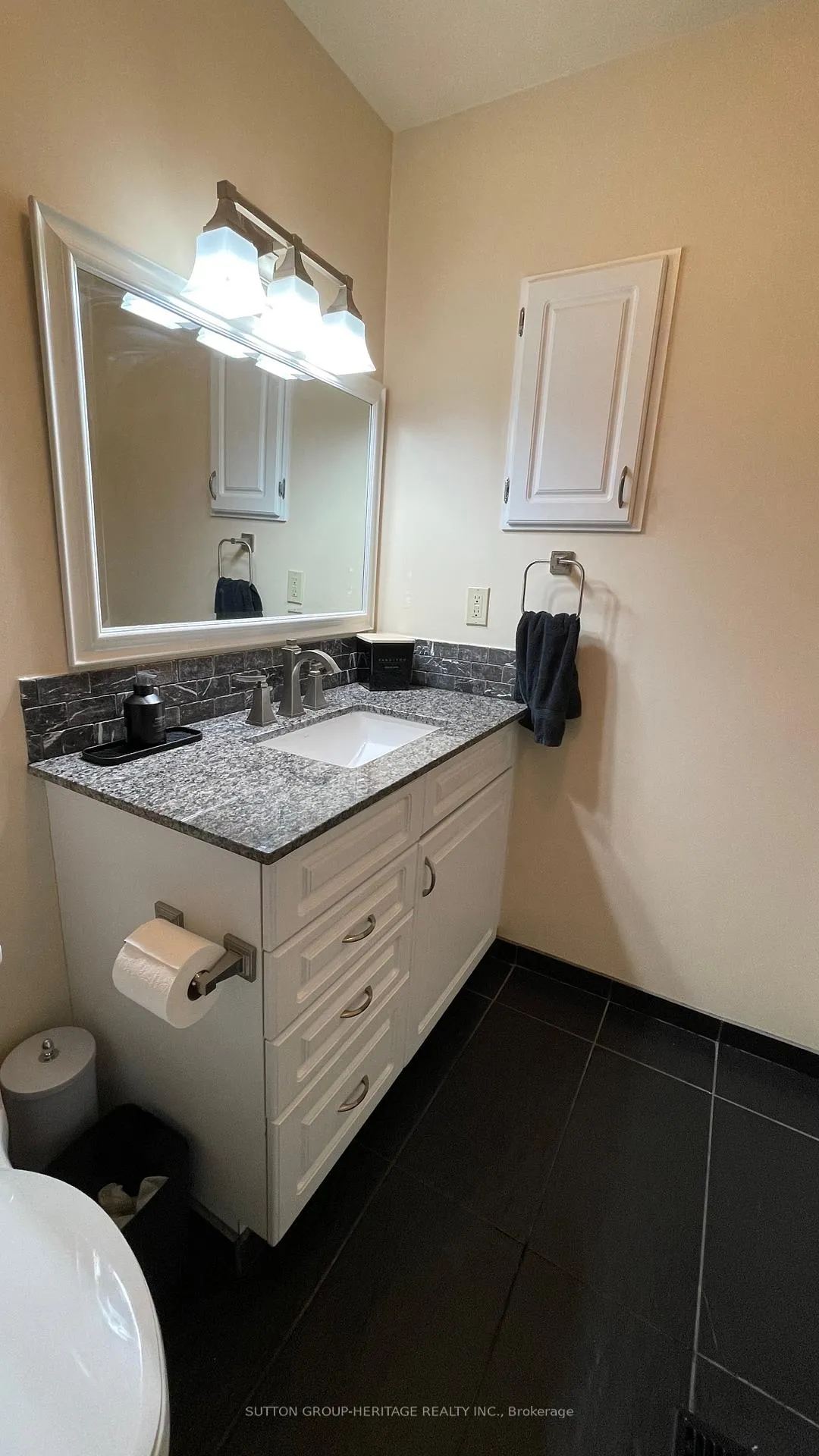 Photo 27 of Unit 3, 492 Laclie Street, Orillia — HOMEH