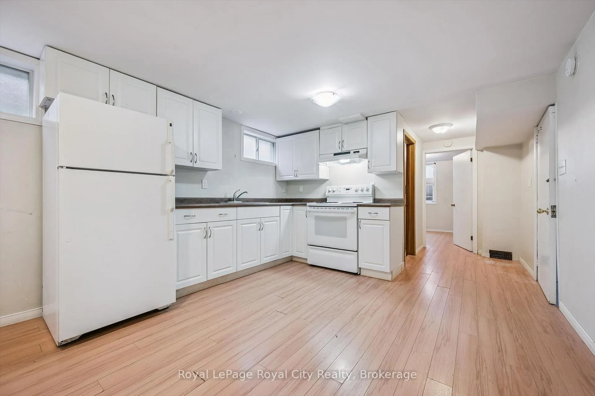 Photo 15 of 12 Delmar Boulevard, Guelph, St. George's — HOMEH