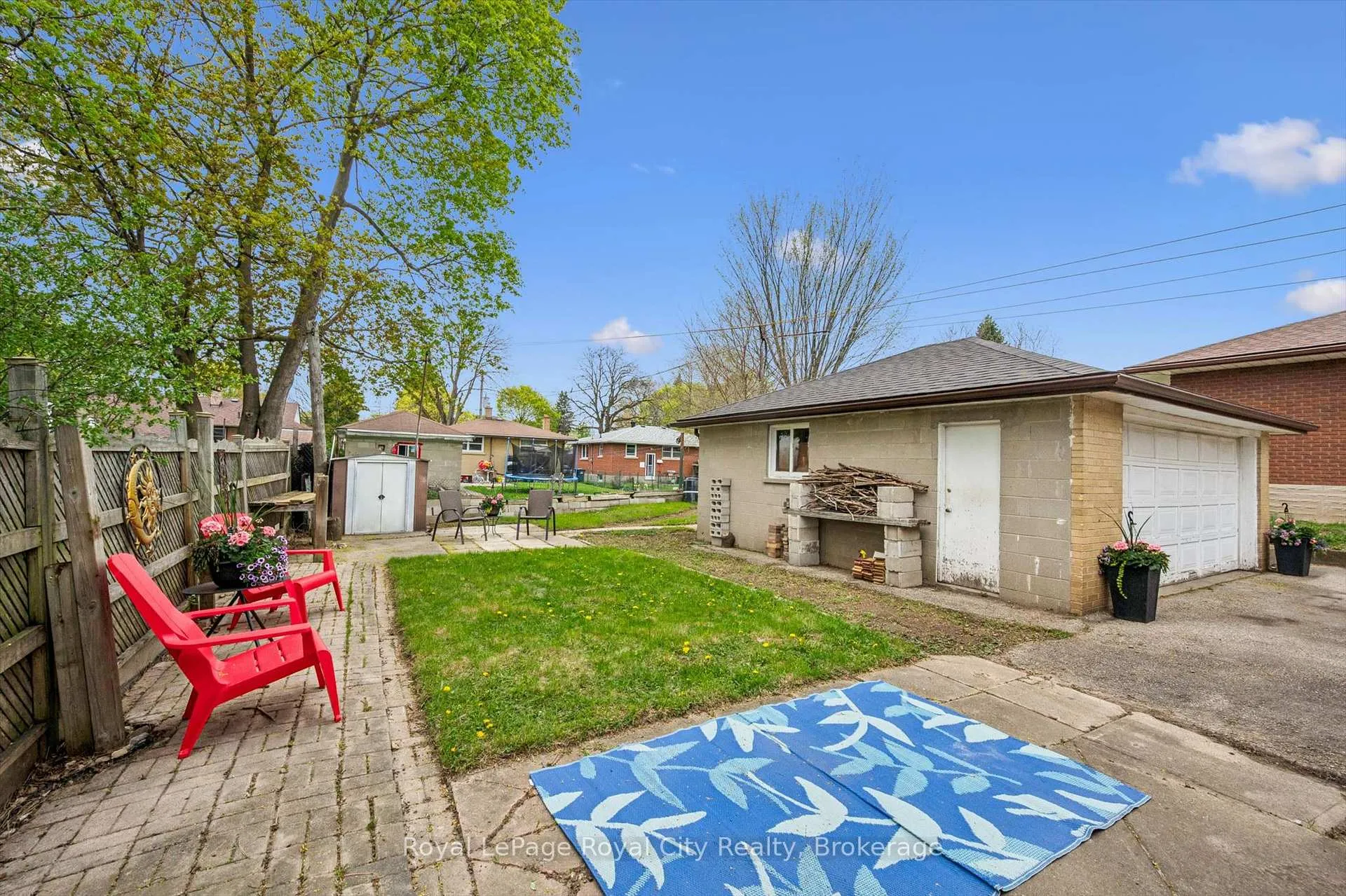 Photo 25 of 12 Delmar Boulevard, Guelph, St. George's — HOMEH