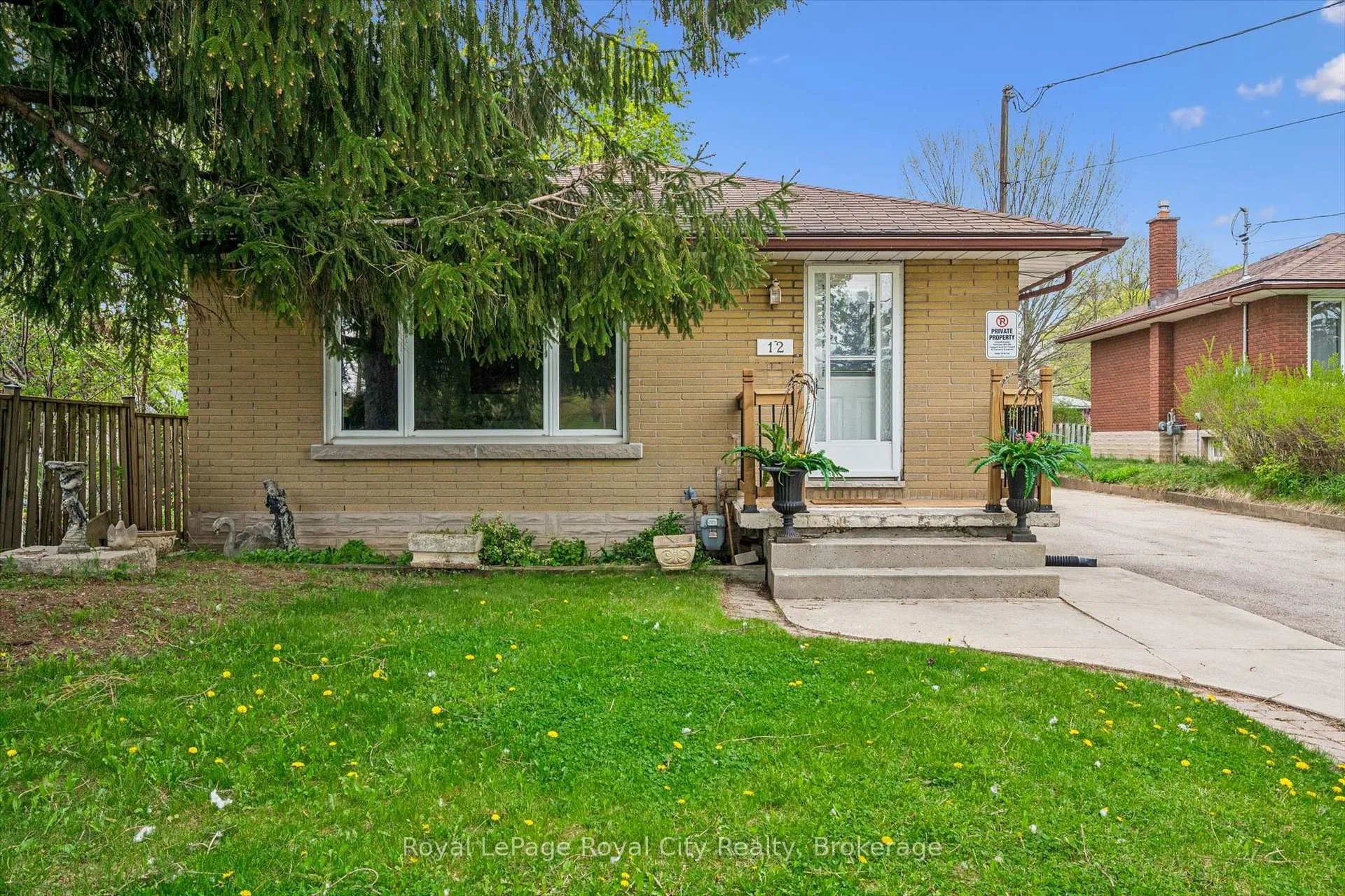 Photo 27 of 12 Delmar Boulevard, Guelph, St. George's — HOMEH
