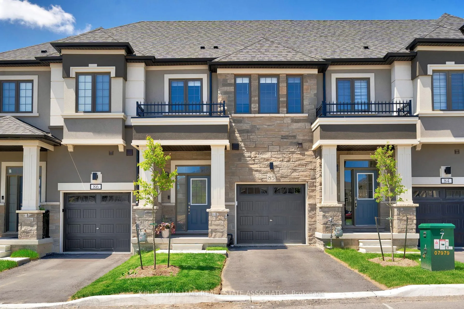 Front of Unit 85, 305 Garner Road W