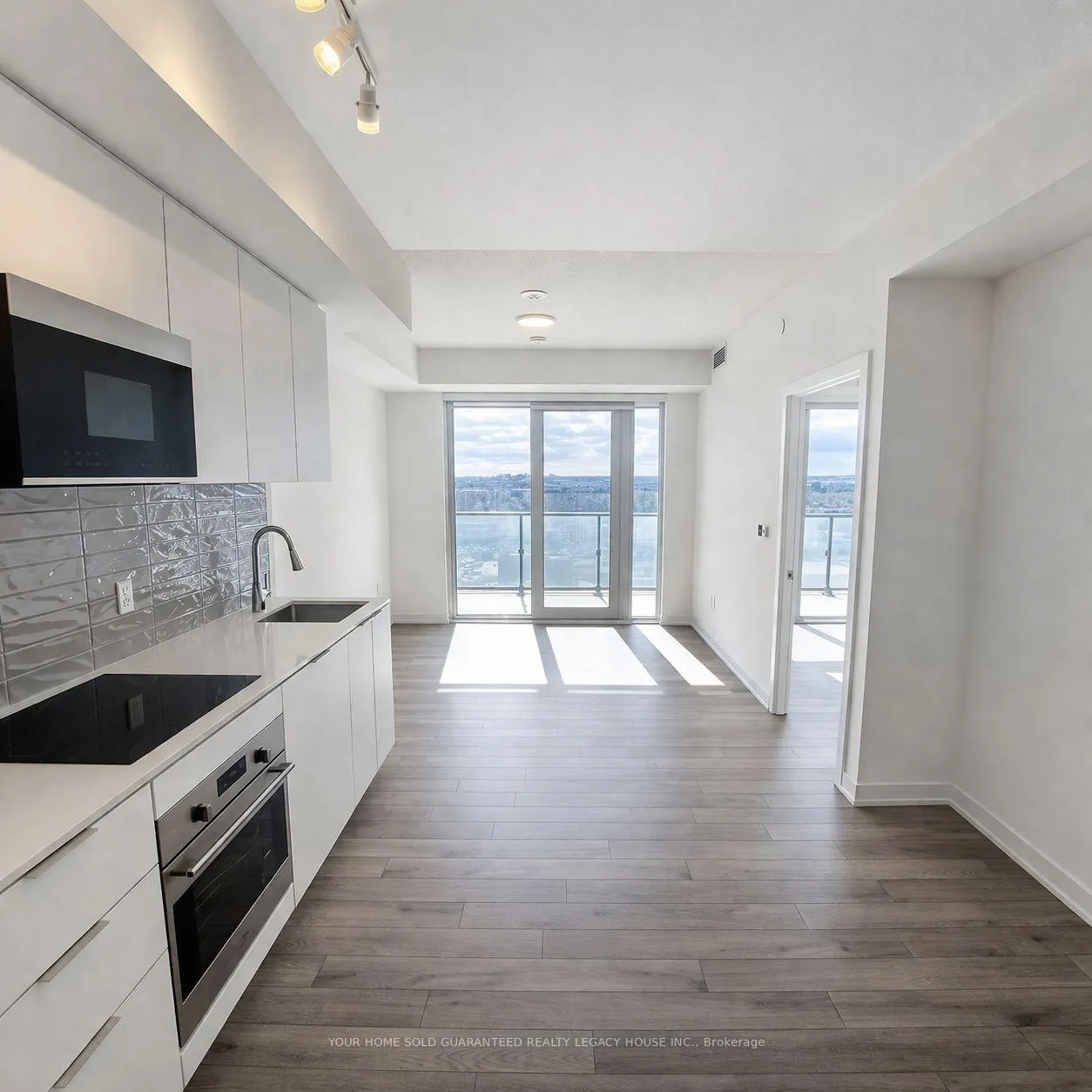 Photo 5 of Unit 1916, 15 Skyridge Drive, Brampton, Bram East — HOMEH