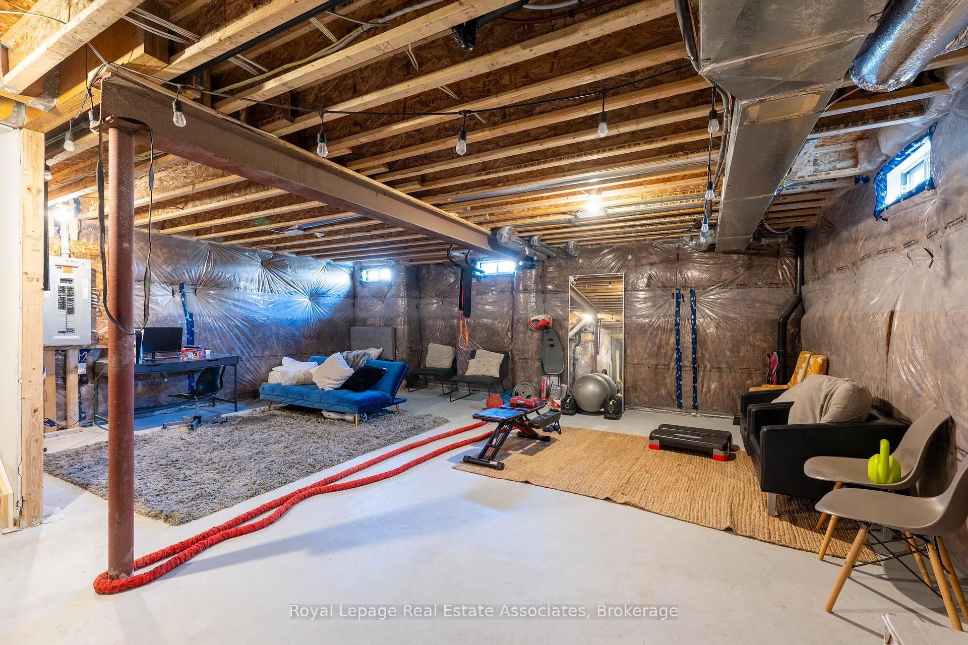 Photo 37 of 1386 Davis Loop, Innisfil, Lefroy — HOMEH