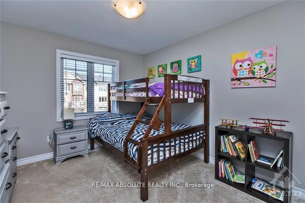 Photo 15 of 2500 Waterlilly Way, Ottawa, Barrhaven - Heritage Park — HOMEH