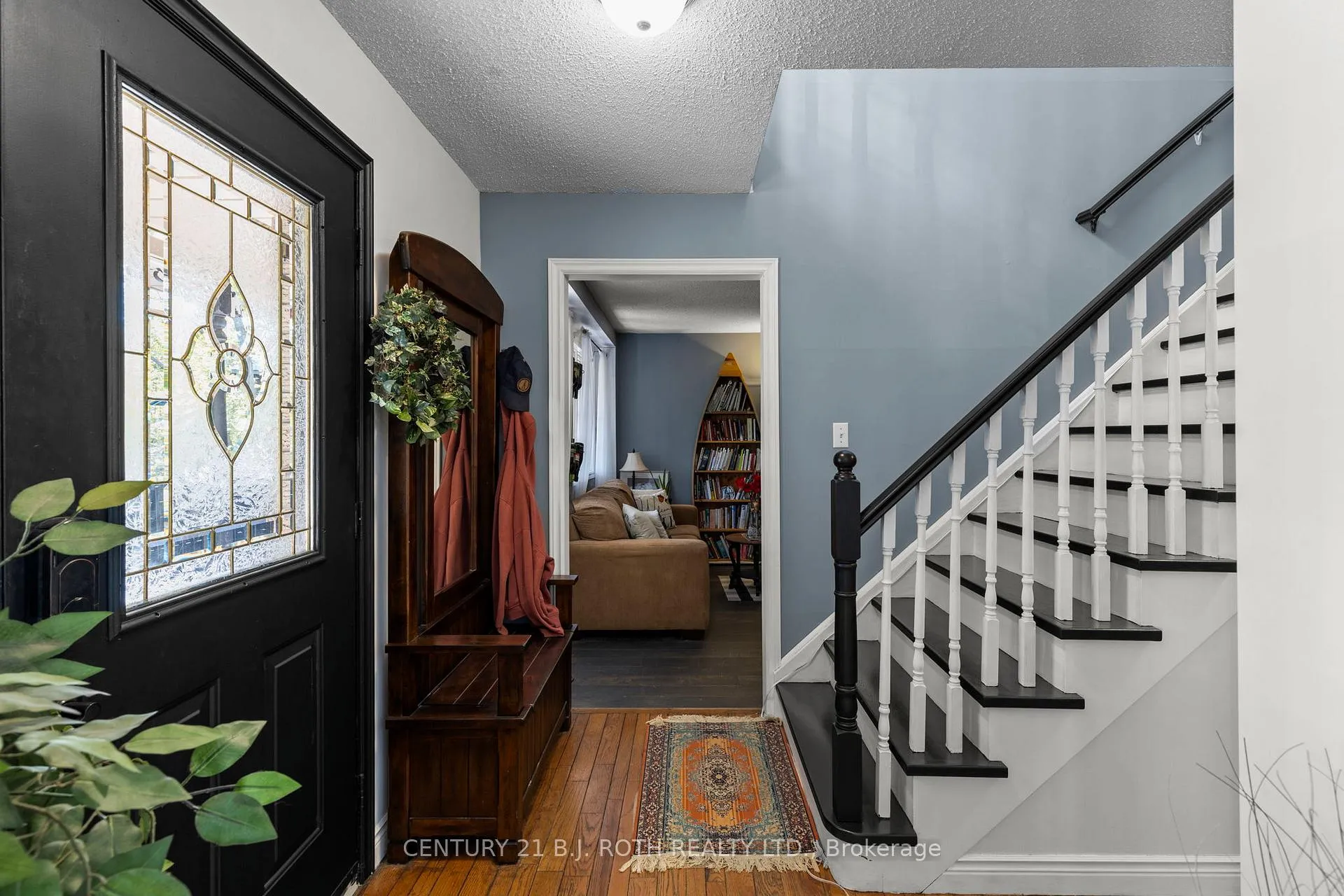 Photo 5 of 53 Slalom Drive, Oro-Medonte, Moonstone — HOMEH