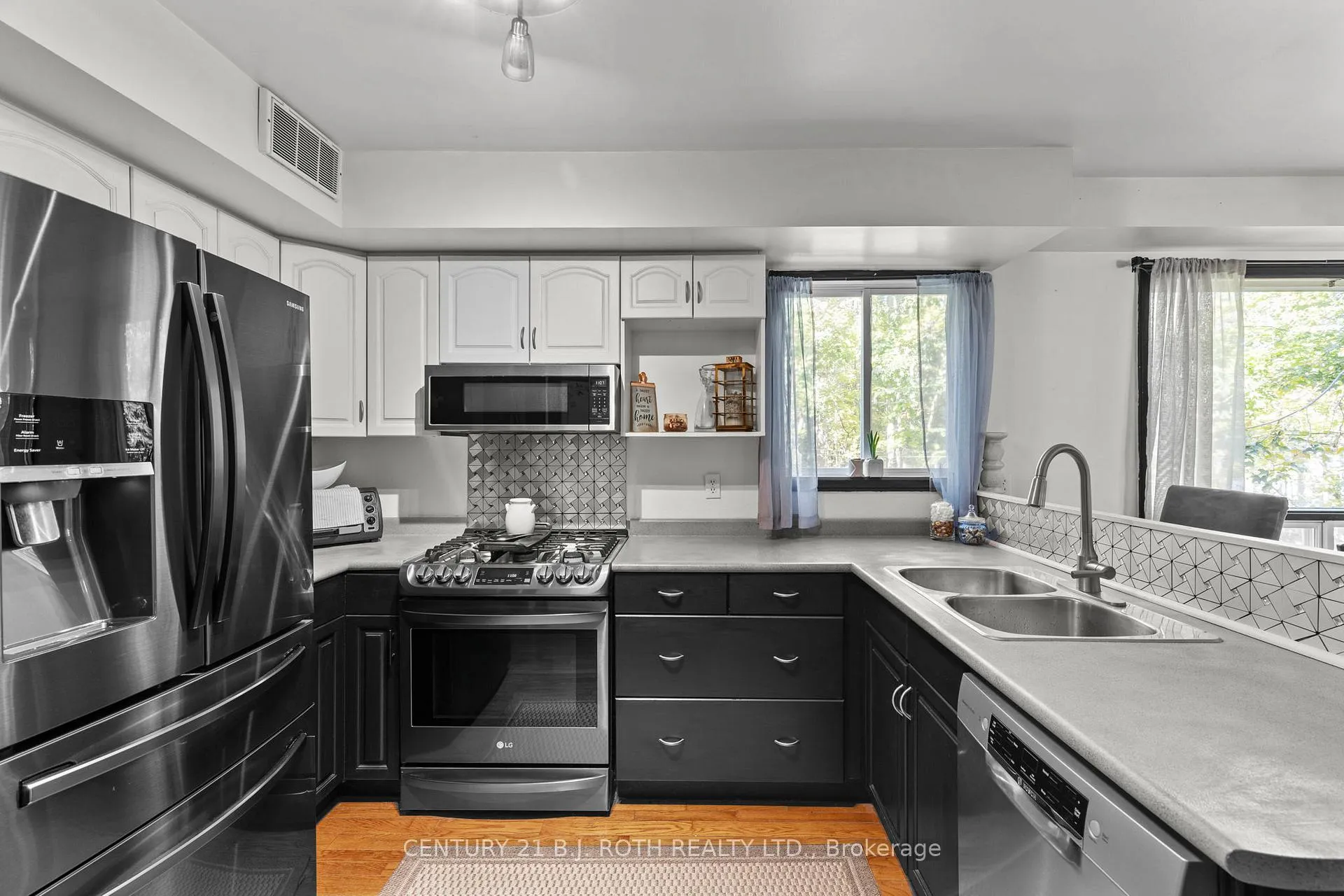Photo 7 of 53 Slalom Drive, Oro-Medonte, Moonstone — HOMEH