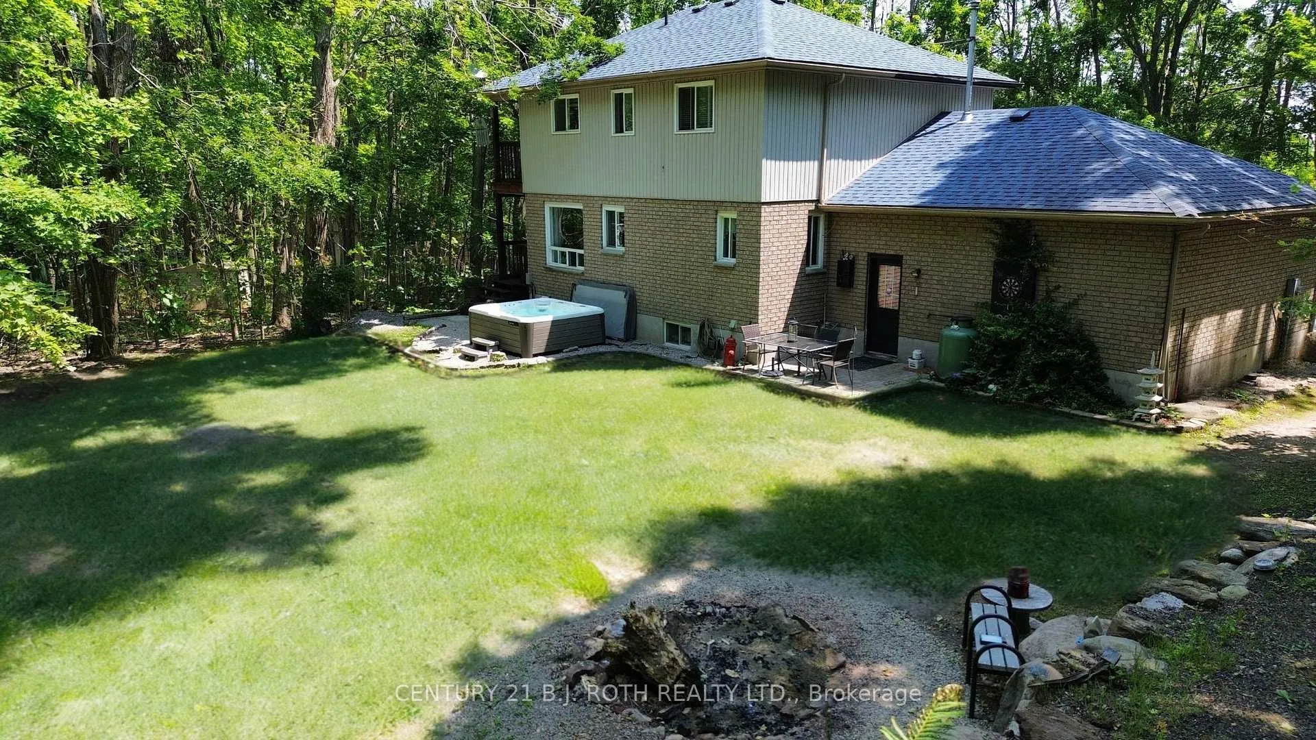 Photo 25 of 53 Slalom Drive, Oro-Medonte, Moonstone — HOMEH