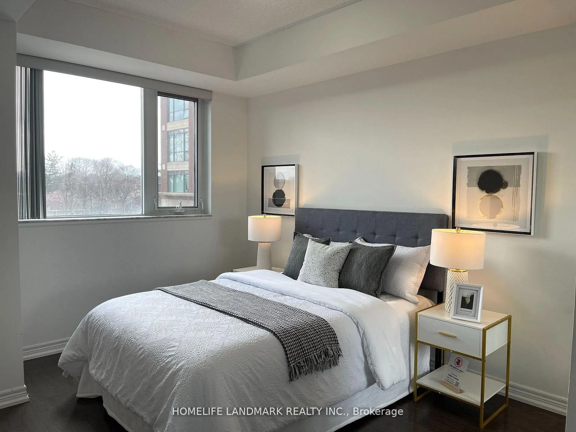 Photo 6 of Unit 304, 23 Glebe Road W, Toronto, Yonge-Eglinton — HOMEH