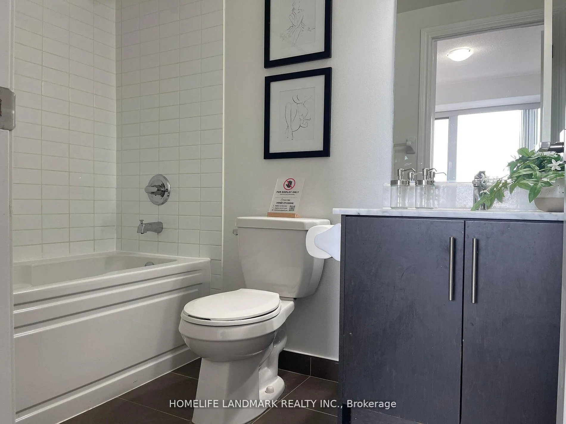 Photo 11 of Unit 304, 23 Glebe Road W, Toronto, Yonge-Eglinton — HOMEH