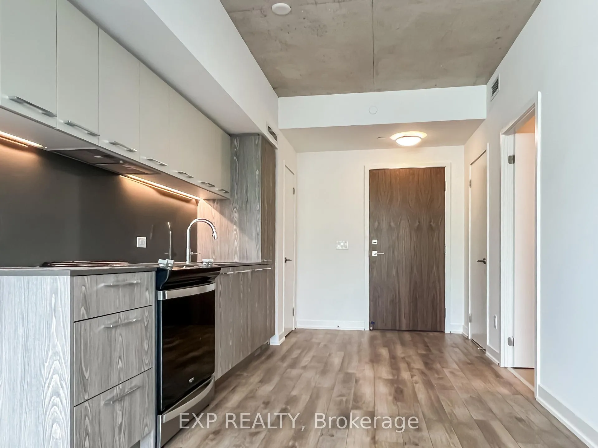Photo 6 of Unit 706, 45 Baseball Place, Toronto, South Riverdale — HOMEH