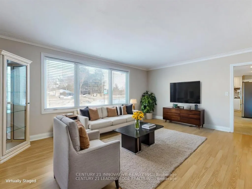 Photo 10 of Unit Main, 350 The Queensway, Georgina, Keswick South — HOMEH