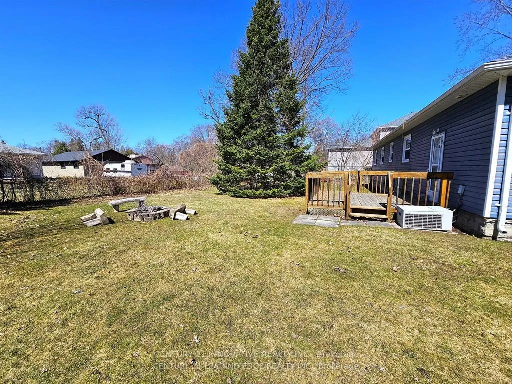 Photo 18 of Unit Main, 350 The Queensway, Georgina, Keswick South — HOMEH