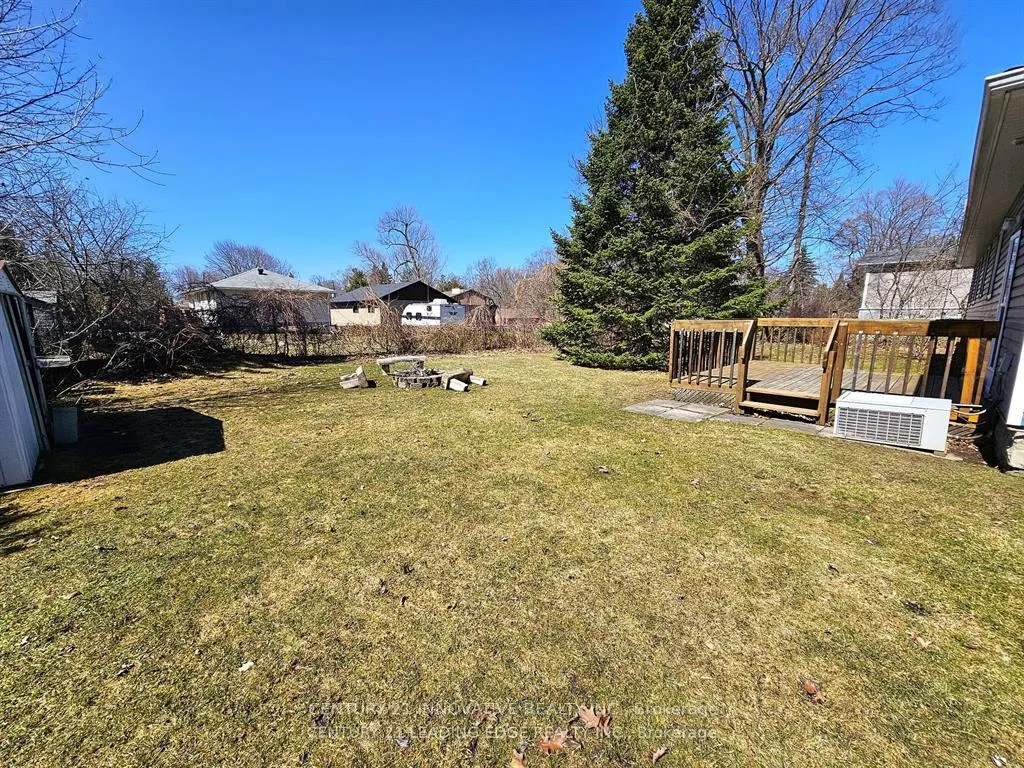 Photo 19 of Unit Main, 350 The Queensway, Georgina, Keswick South — HOMEH