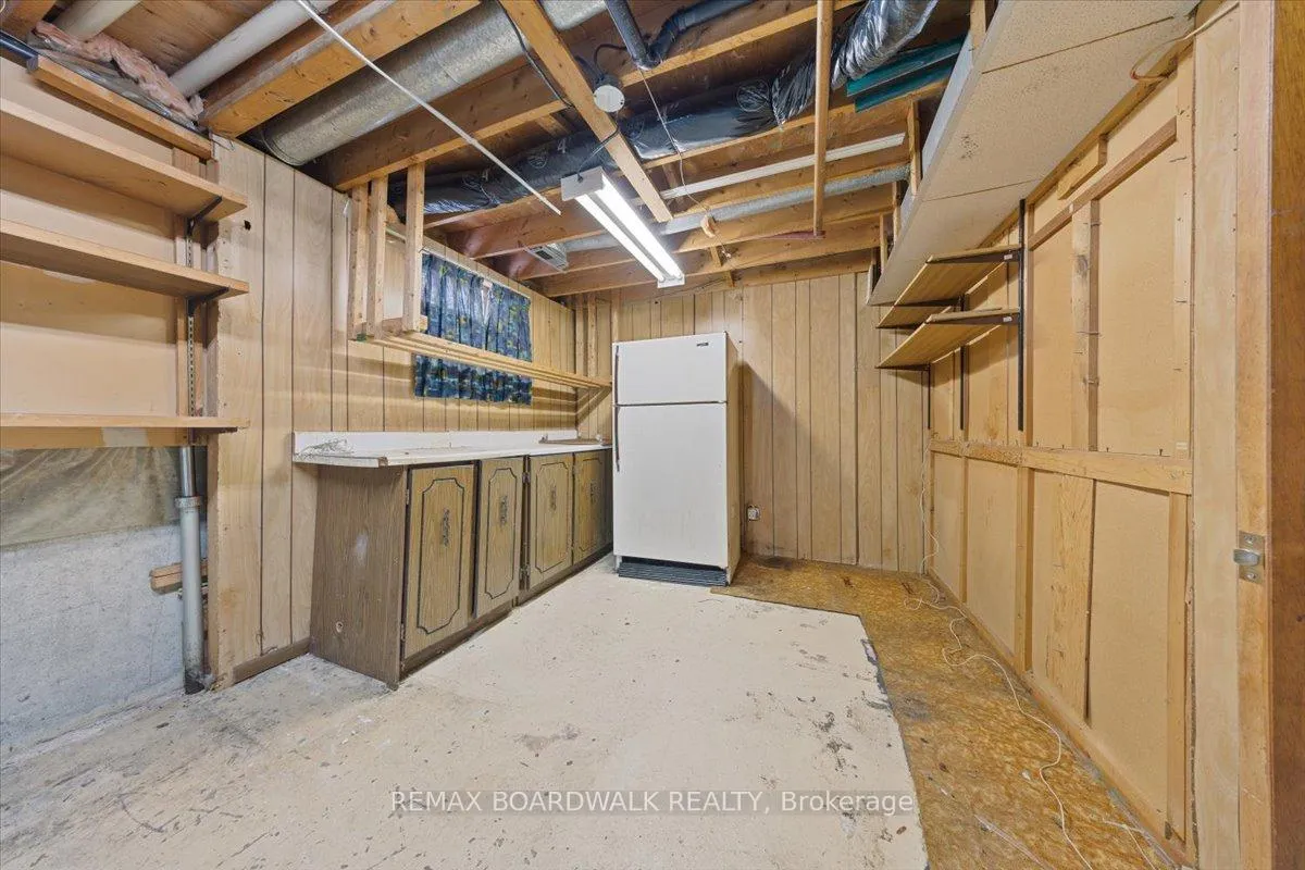 Photo 26 of 1456 Murdock Gate, Ottawa, Cyrville — HOMEH