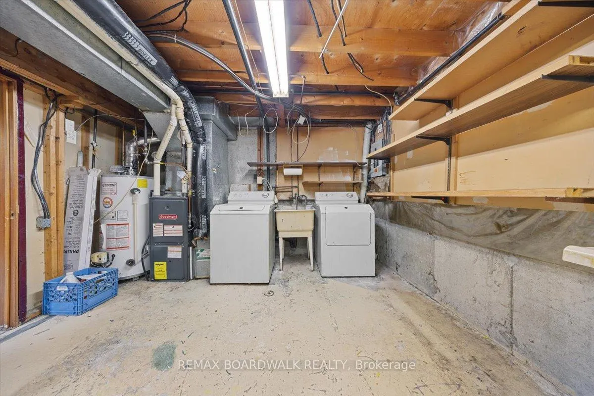 Photo 27 of 1456 Murdock Gate, Ottawa, Cyrville — HOMEH
