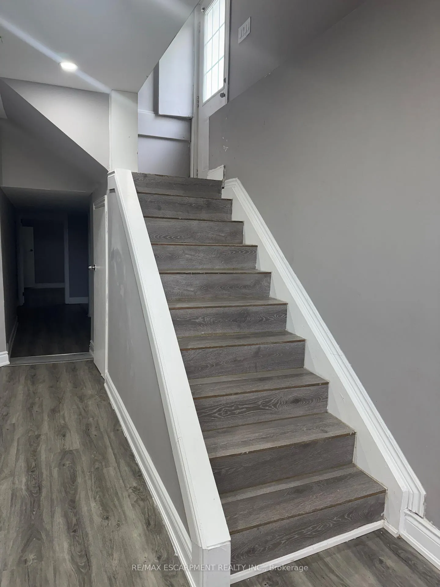 Photo 4 of Unit LOWER, 267 Millen Road, Hamilton, Stoney Creek — HOMEH