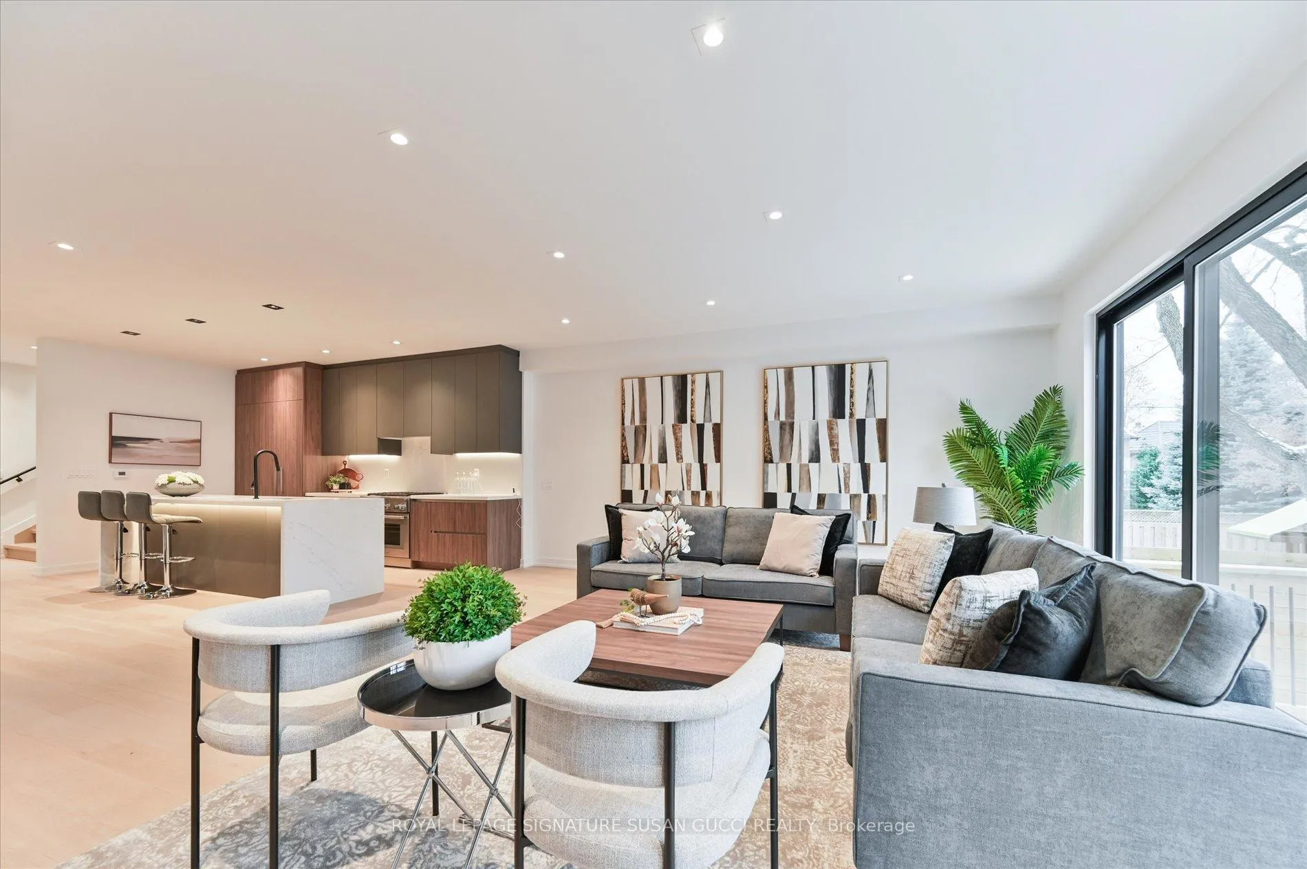Photo 9 of 44 Doris Drive, Toronto, O'Connor-Parkview — HOMEH