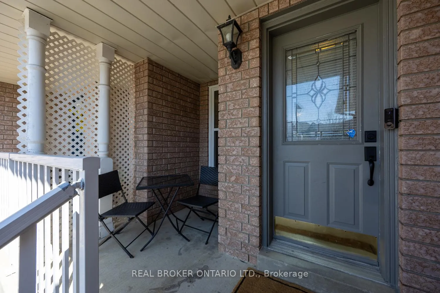 Photo 5 of 78 Shady Lane Crescent, Clarington, Bowmanville — HOMEH