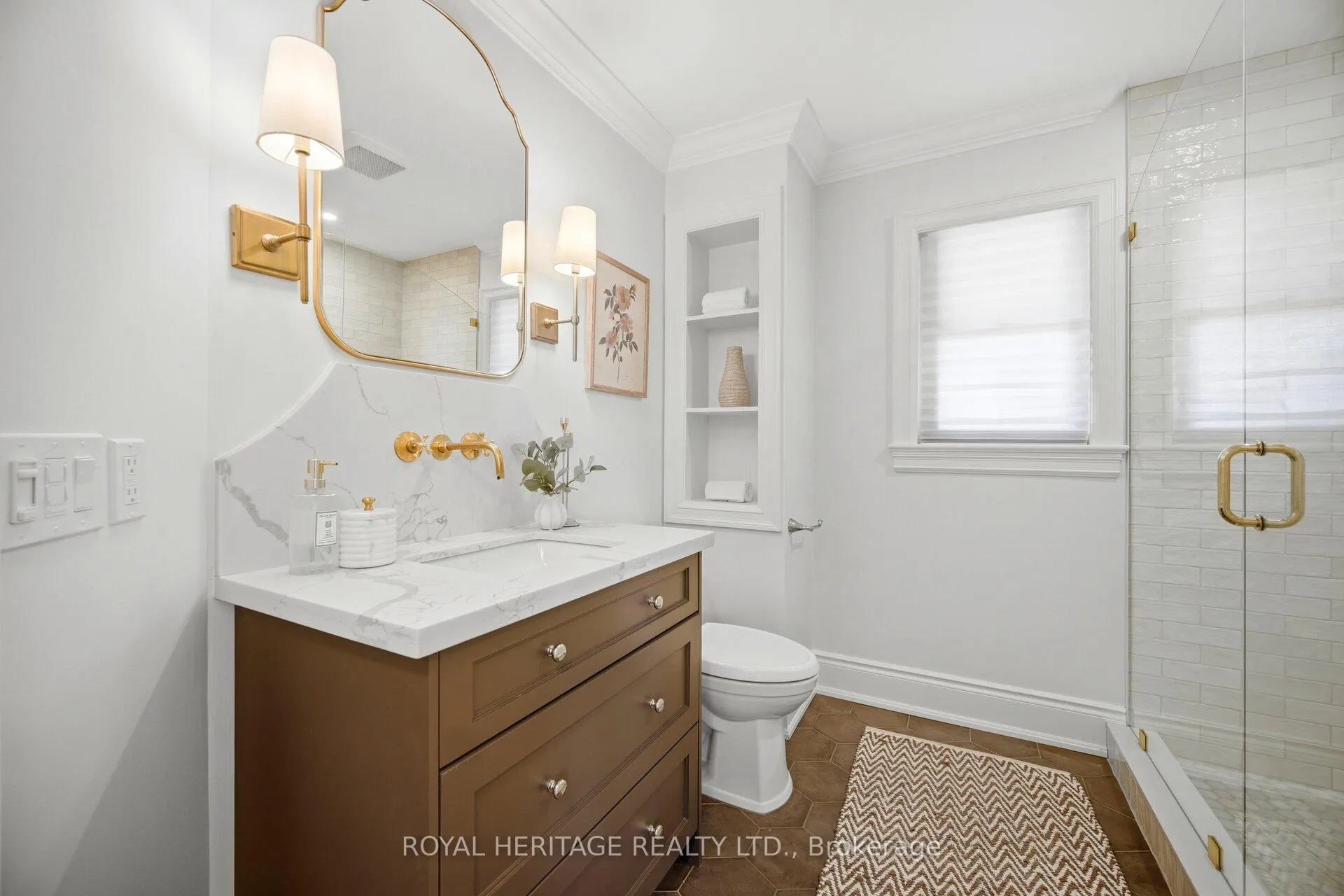 Photo 13 of 867 Parklane Avenue, Oshawa, Eastdale — HOMEH